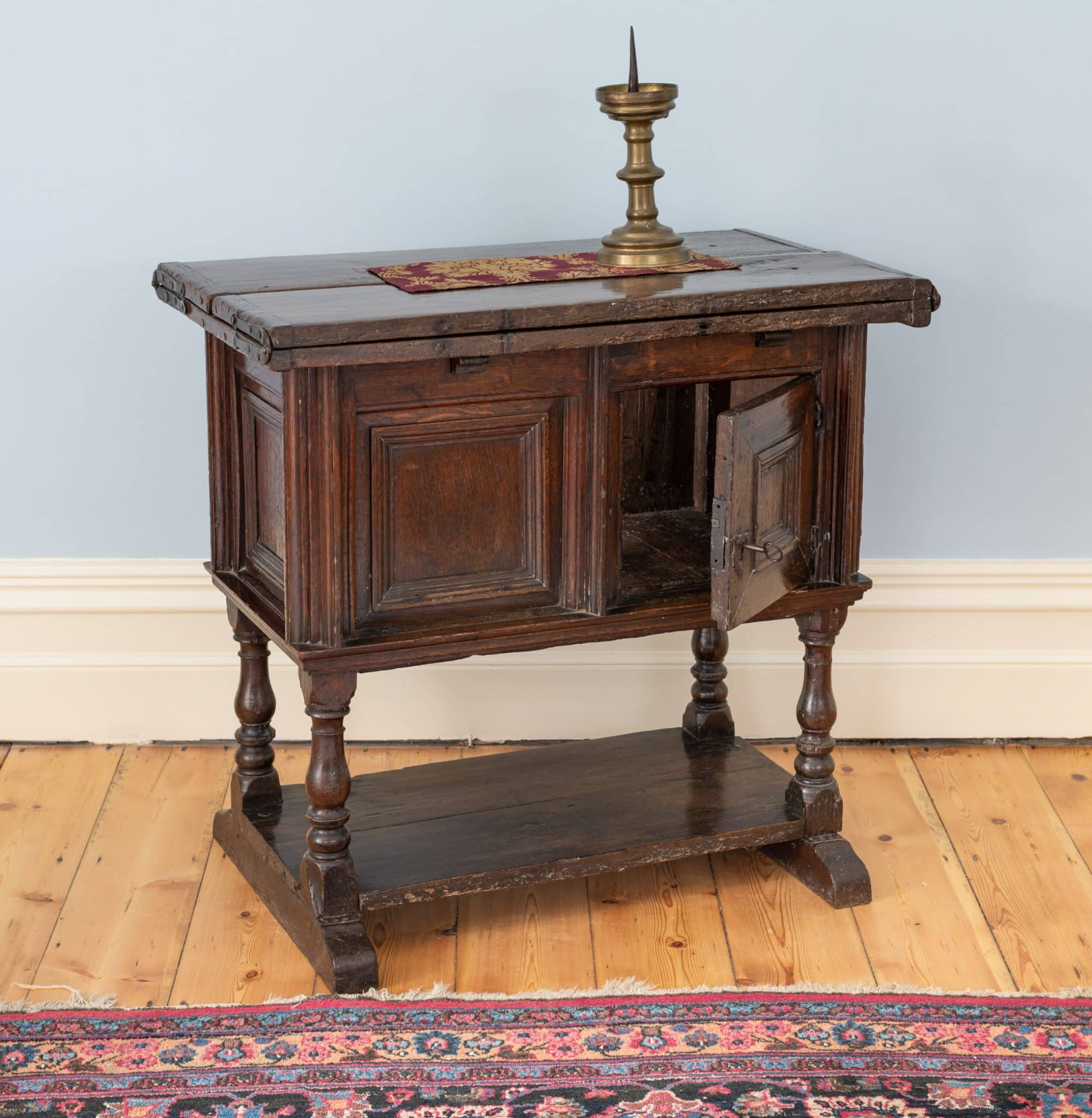 Late Henry VIII oak gaming table
