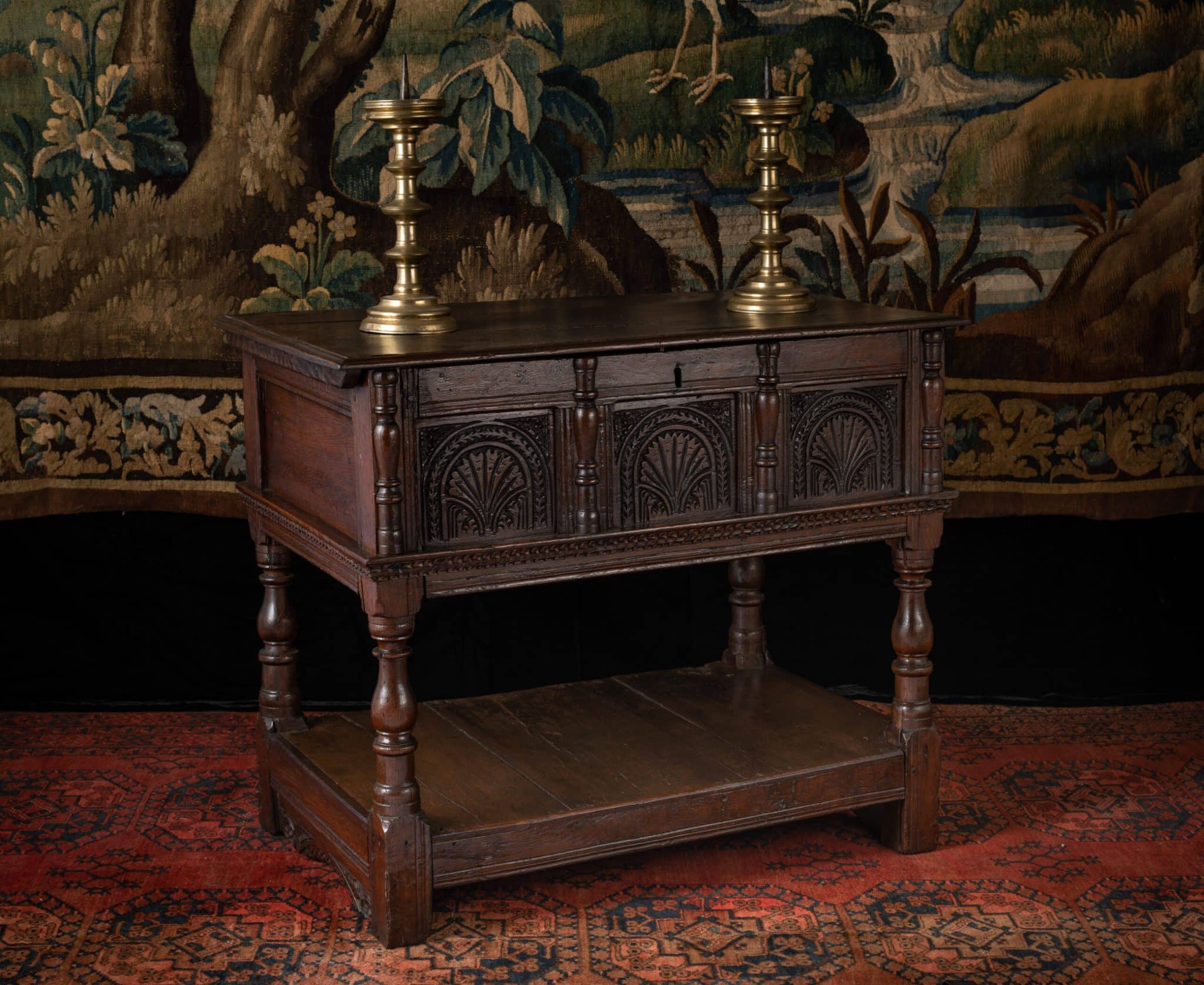 Elizabeth I oak box table