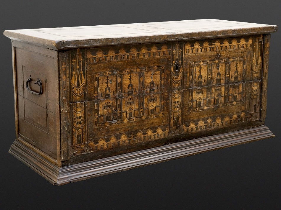 Elizabeth I Nonsuch chest
