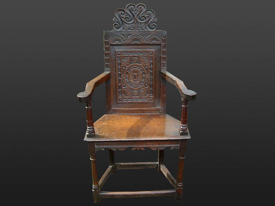 Elizabeth I caqueteuse armchair
