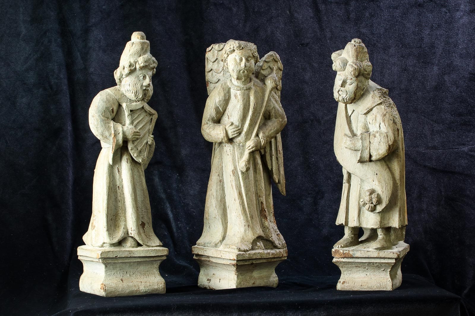 Henry VIII oak sculptures