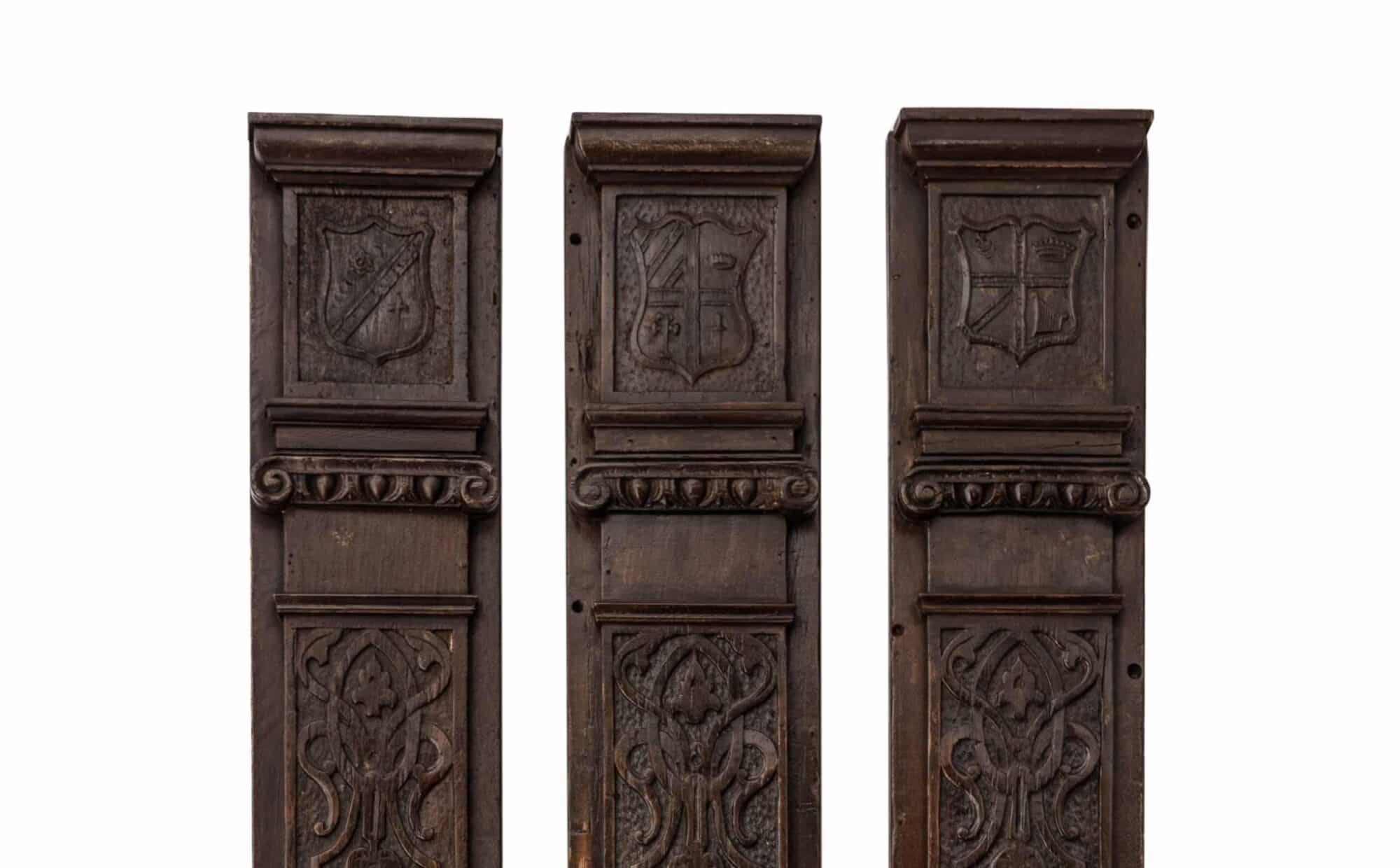 Elizabeth I oak carved columns