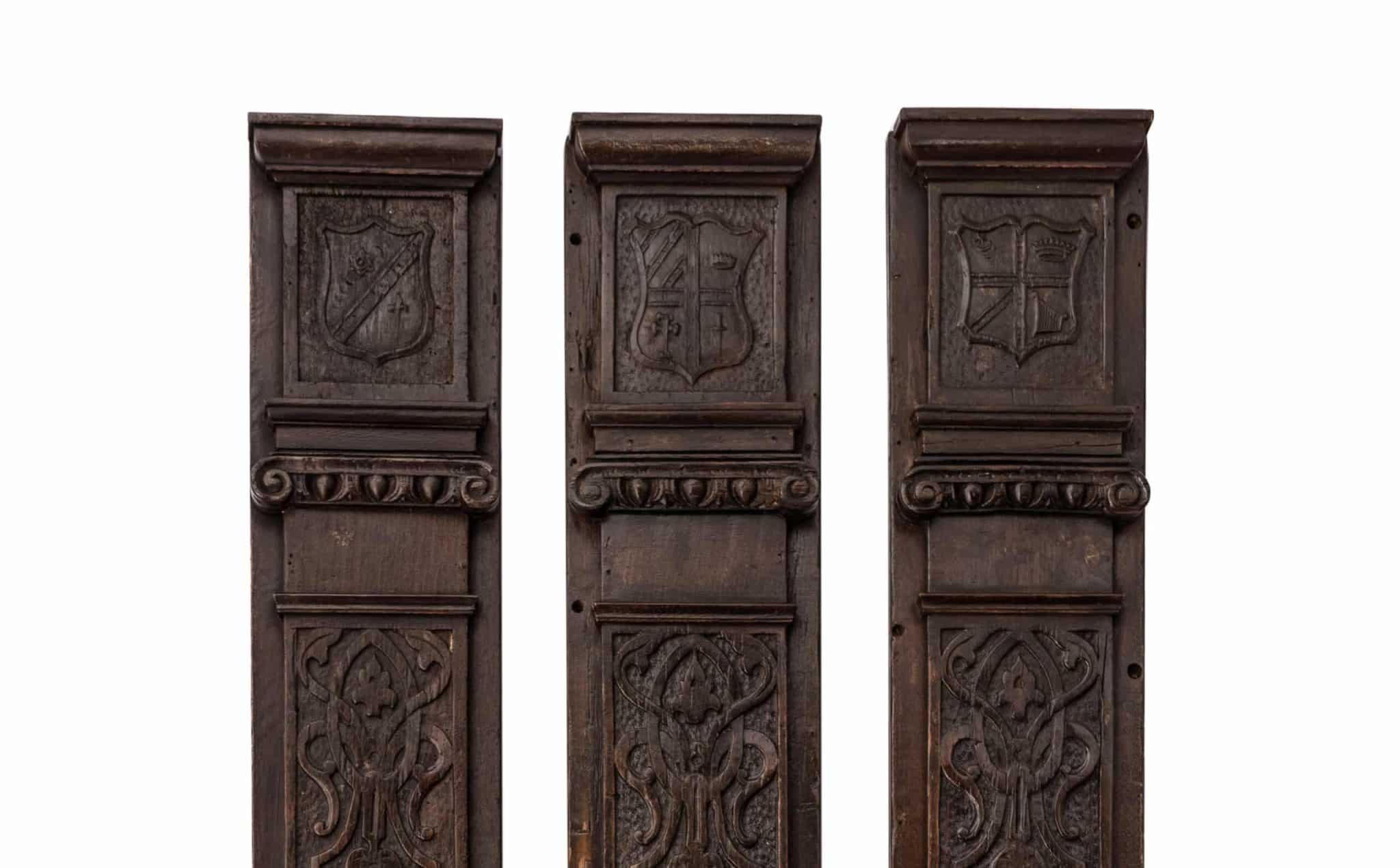 Elizabeth I oak carved columns