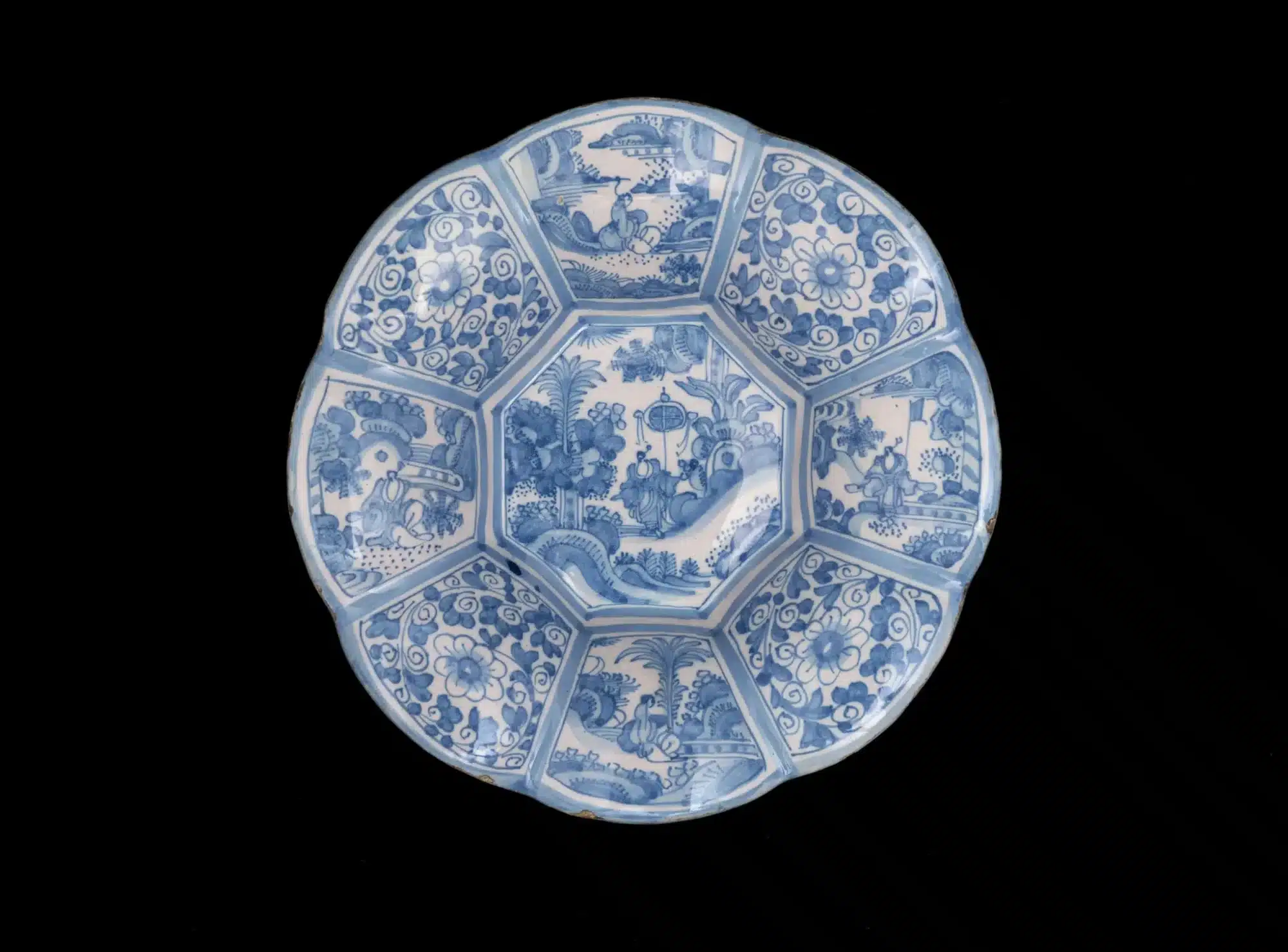London Delftware Lobed Dish