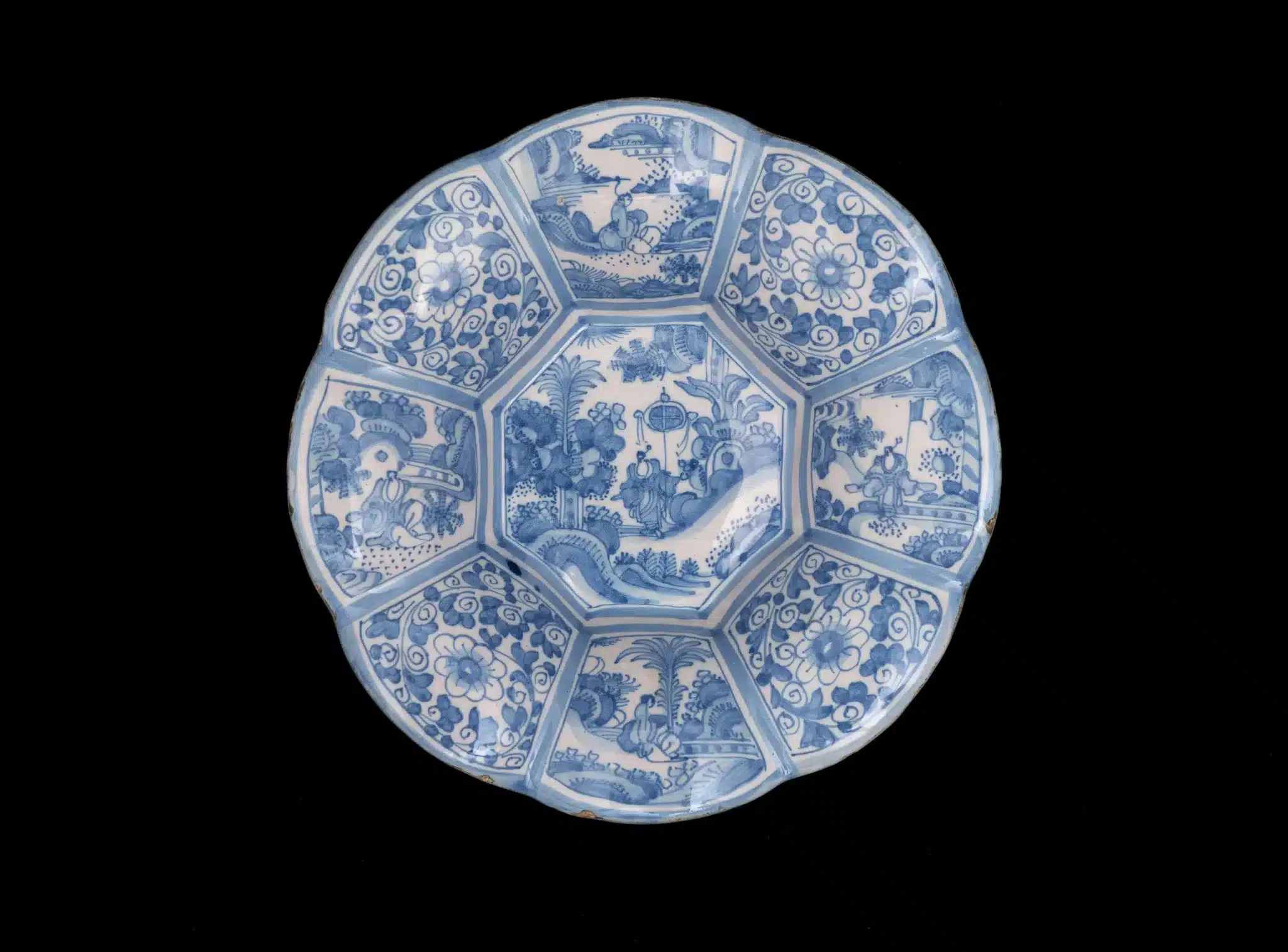 London Delftware Lobed Dish