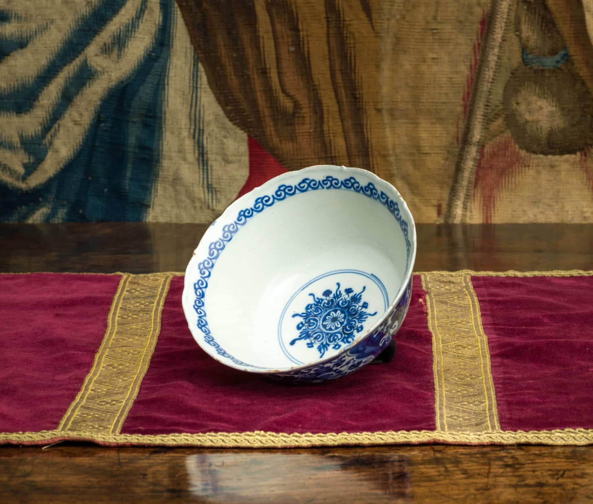 17th century Delftware bowl