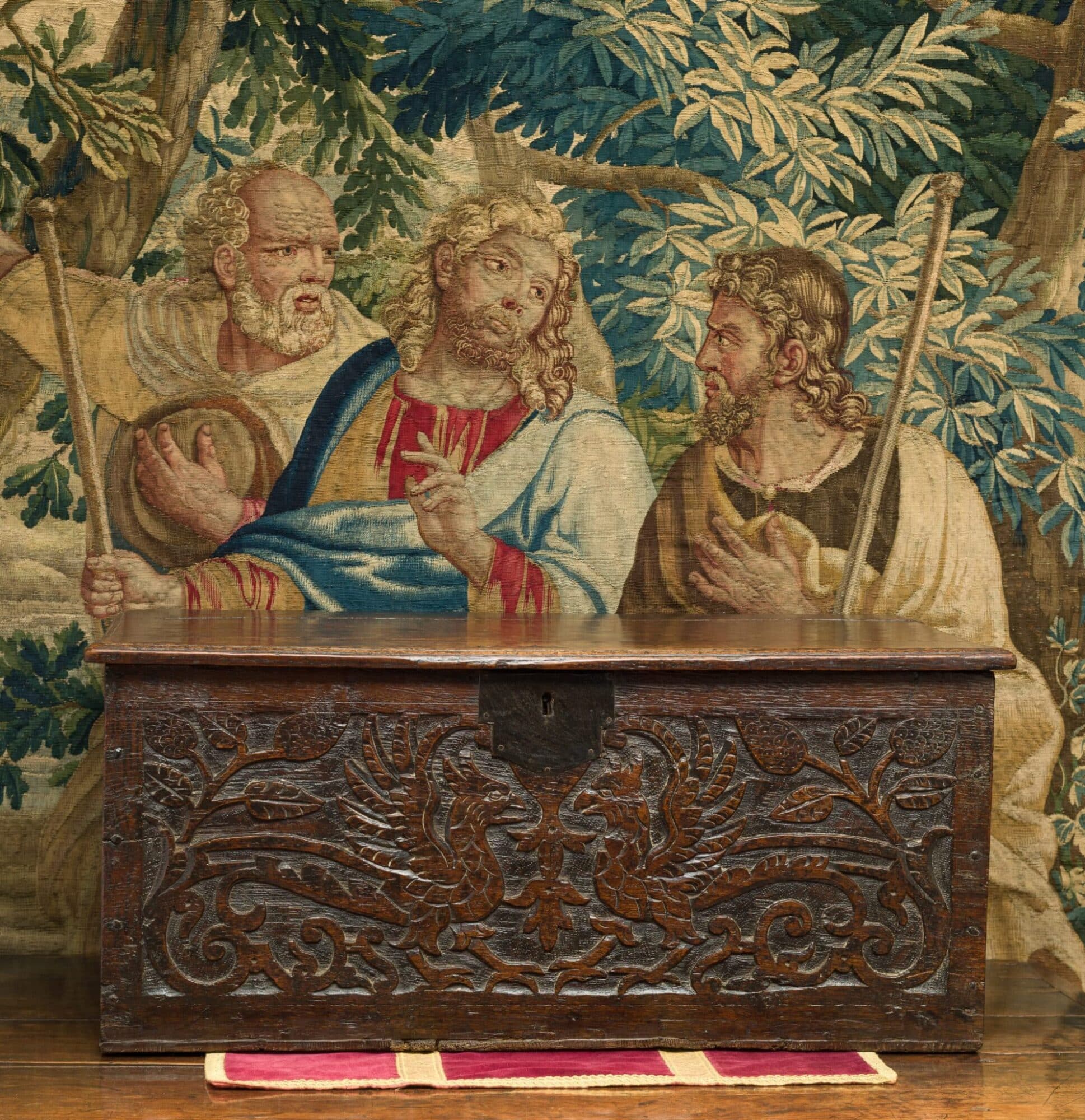 Elizabeth I carved oak box