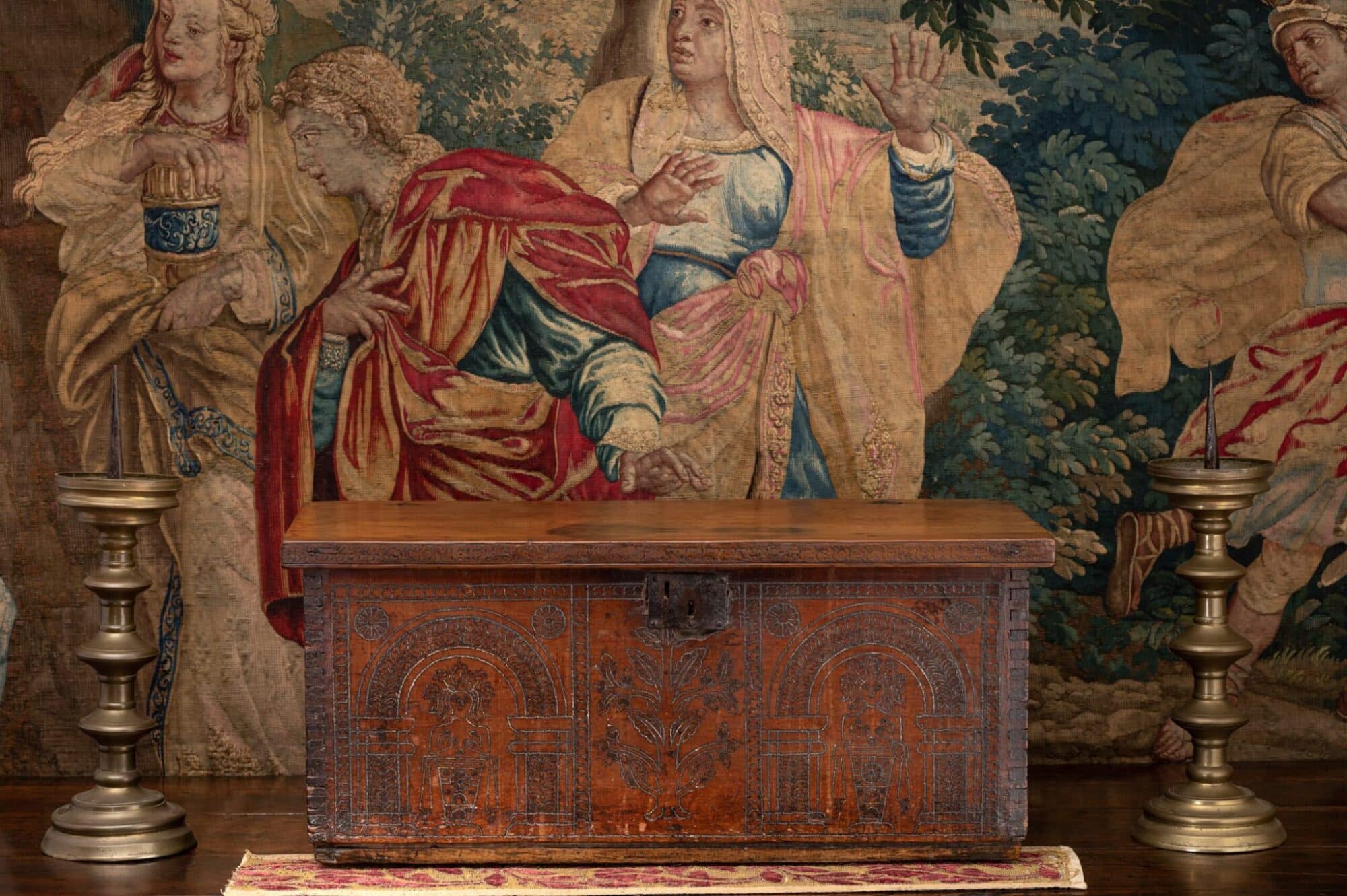 James I cedar boarded chest