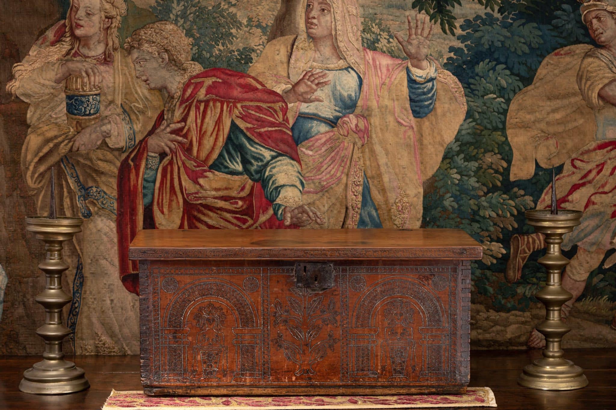 James I cedar boarded chest