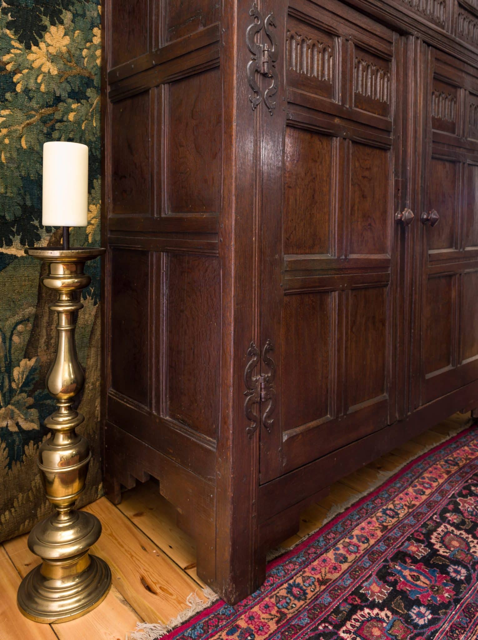 Elizabeth I oak clothes press