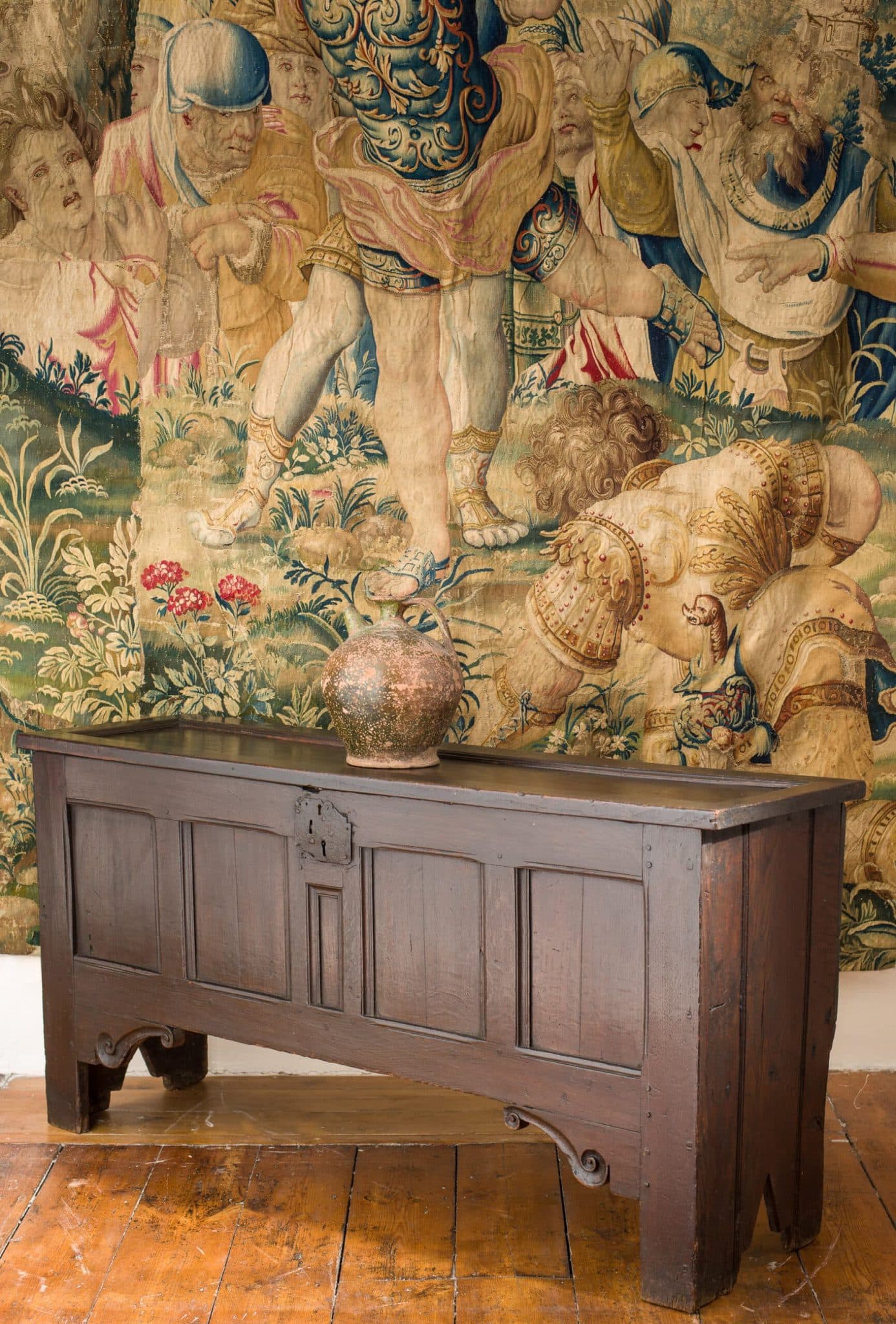 Elizabeth I oak boarded chest