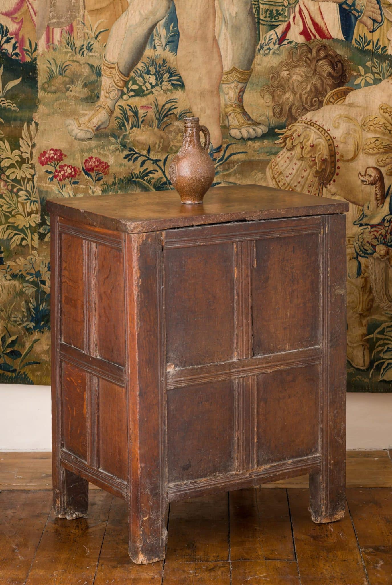 Elizabeth I Oak Food Hutch