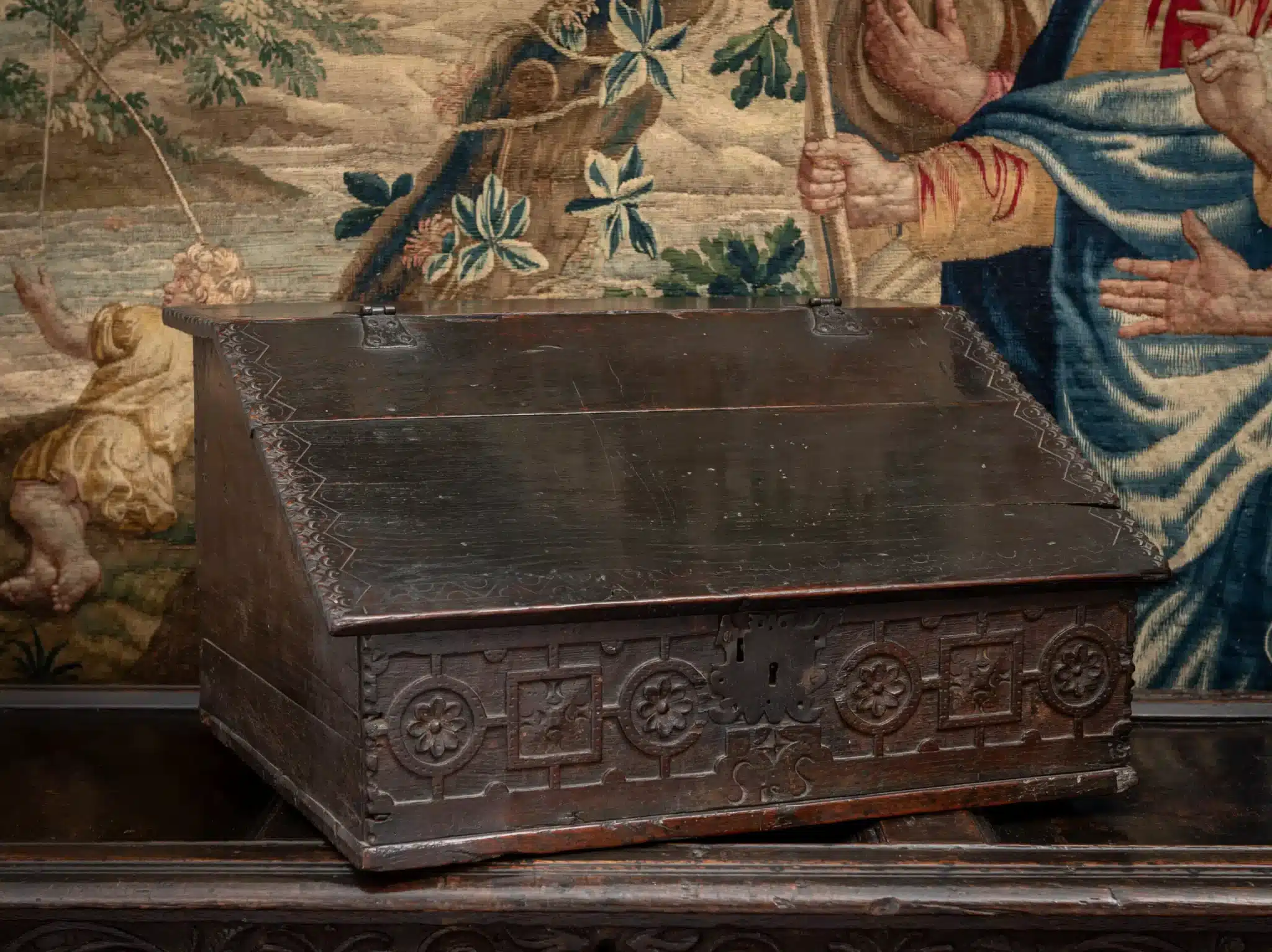 Elizabeth I Exeter oak desk box