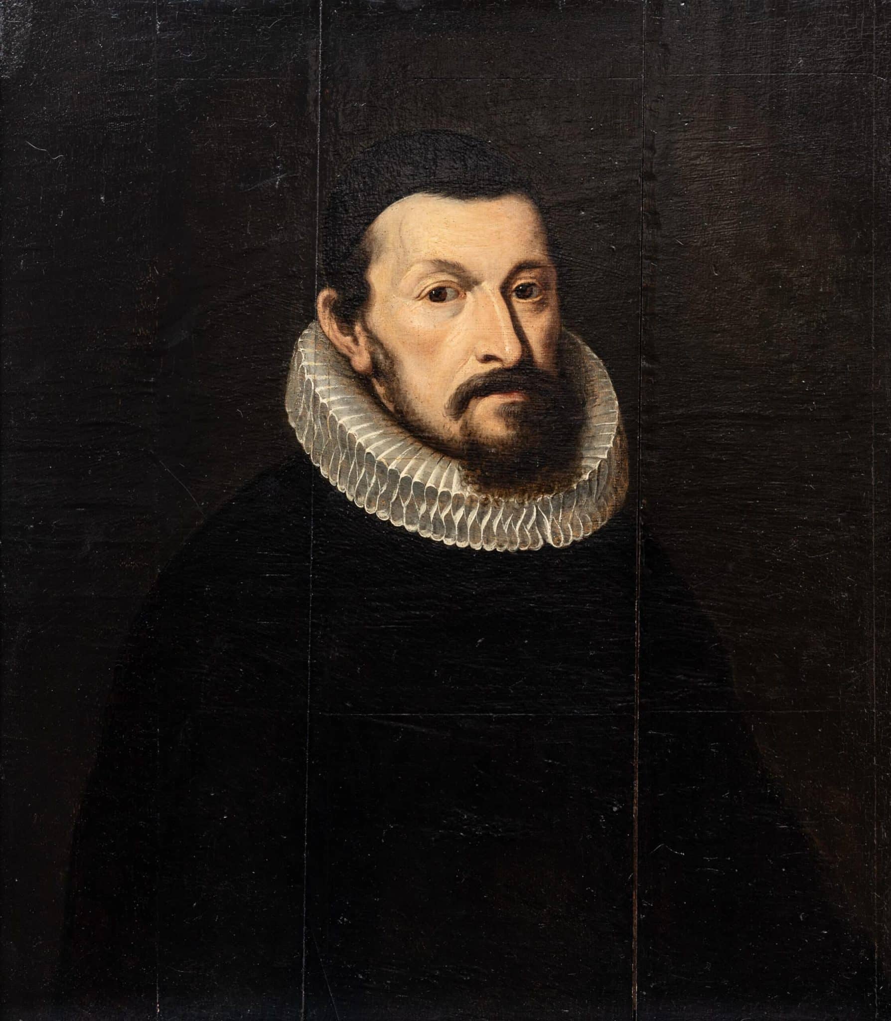 Pair of early 17th century portraits