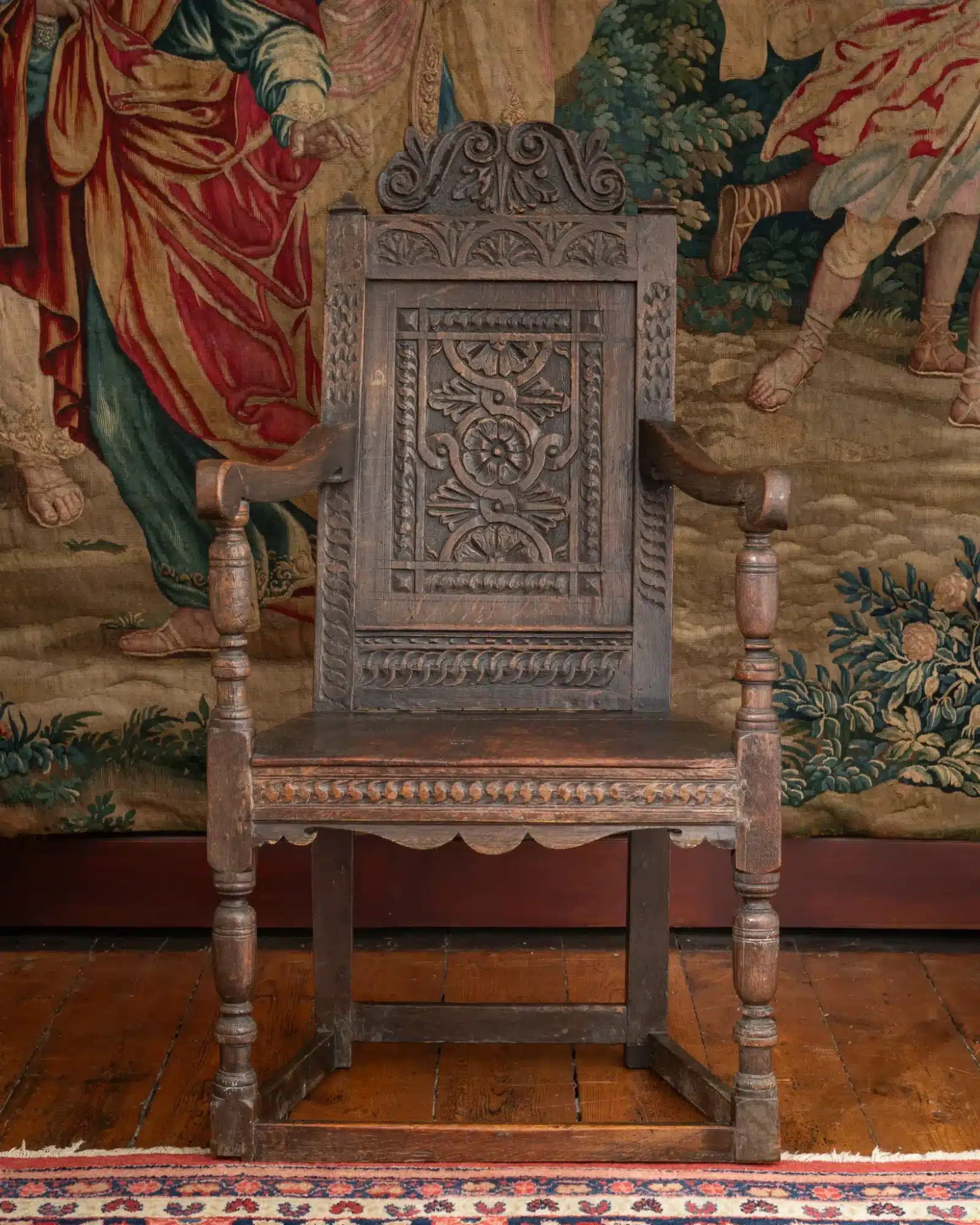 Elizabeth I / James I Joined Oak Salisbury Armchair
