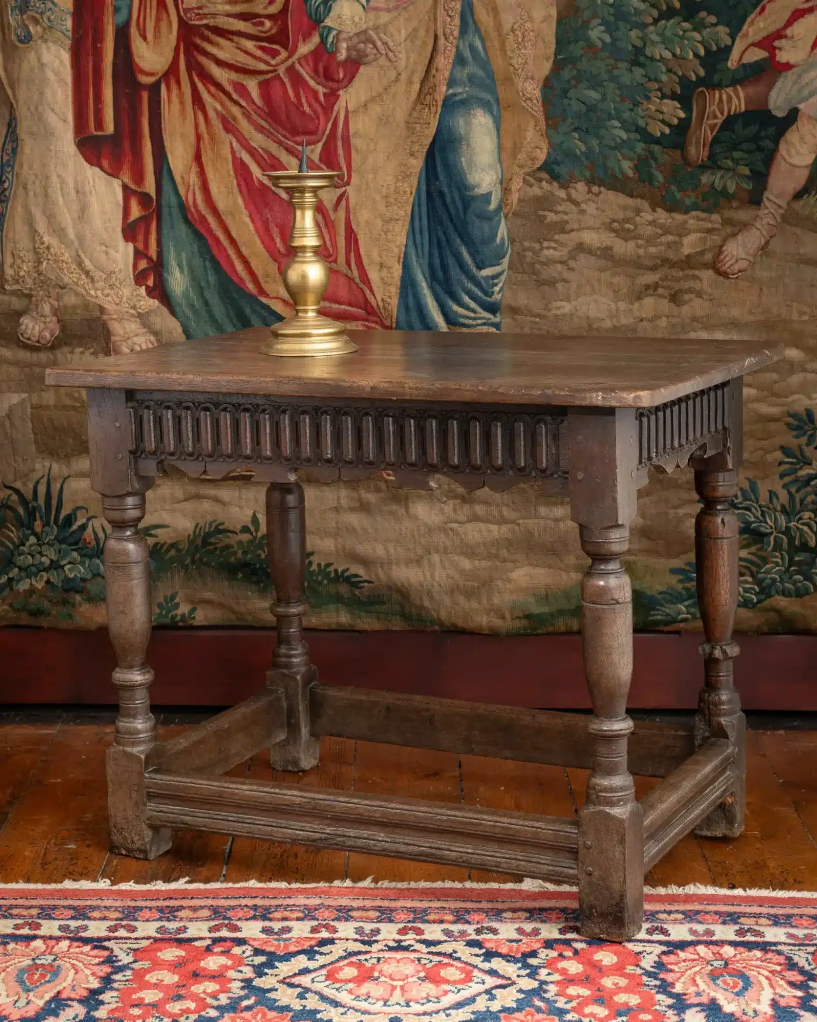 Late Elizabeth I oak carved centre table