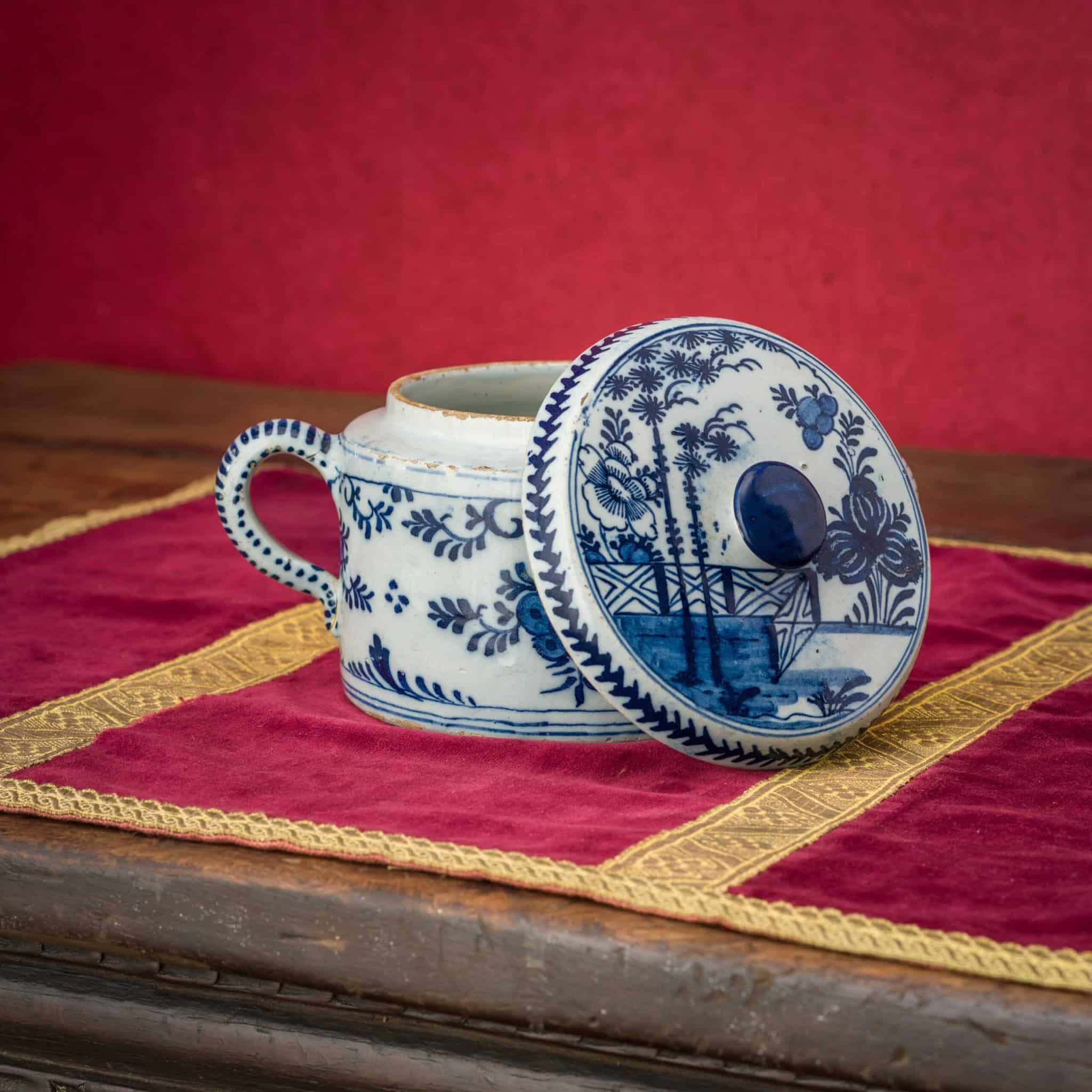 Delftware posset pot