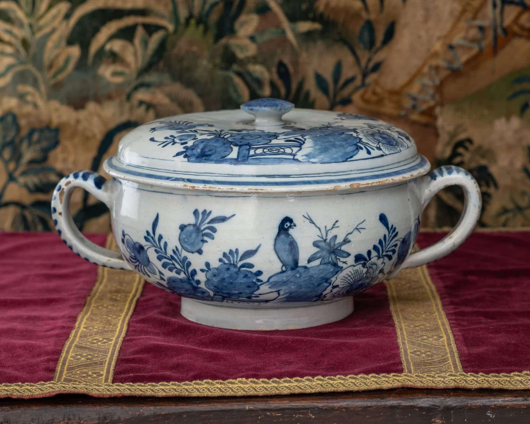 Delftware tureen