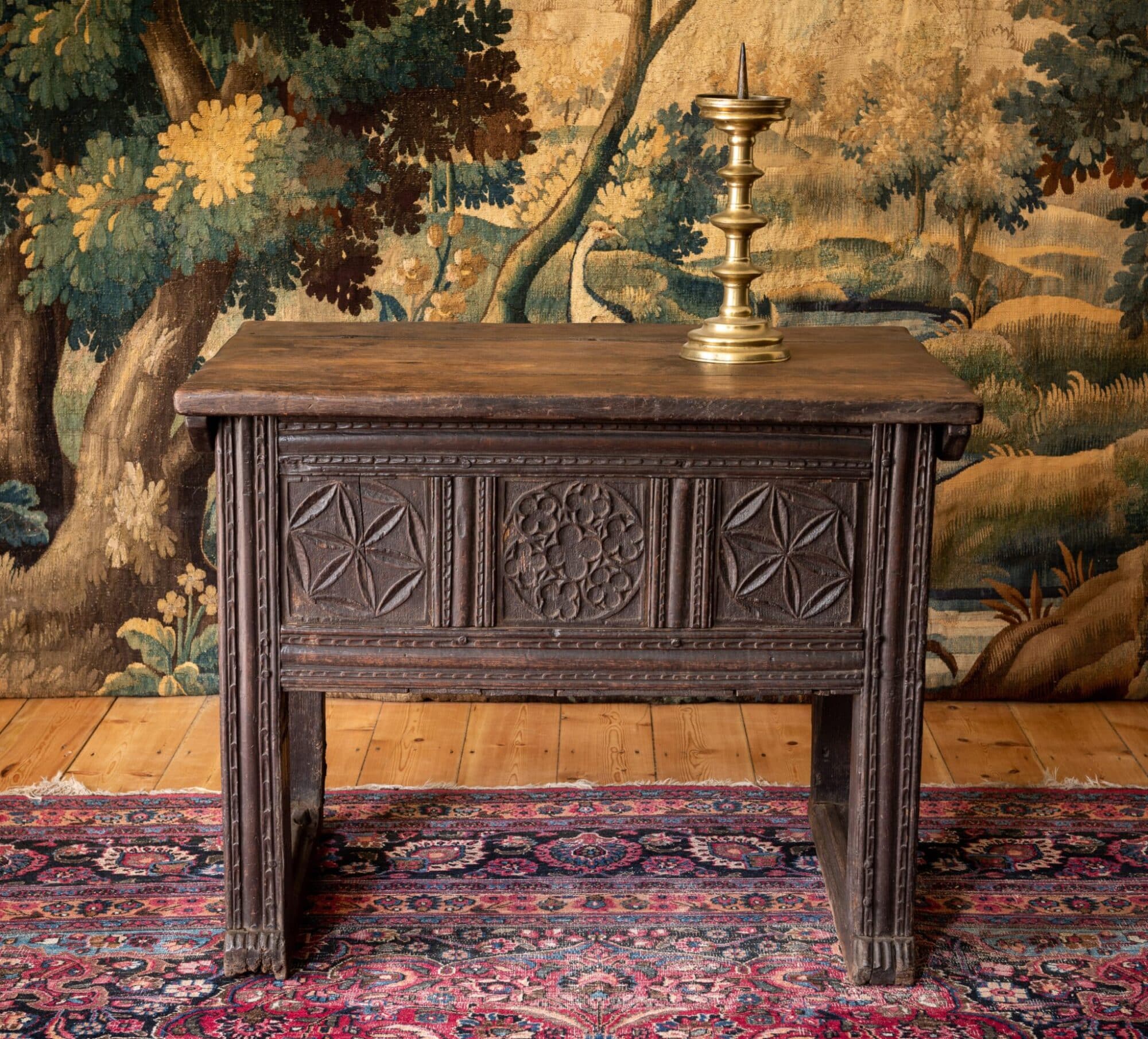Henry VIII box table