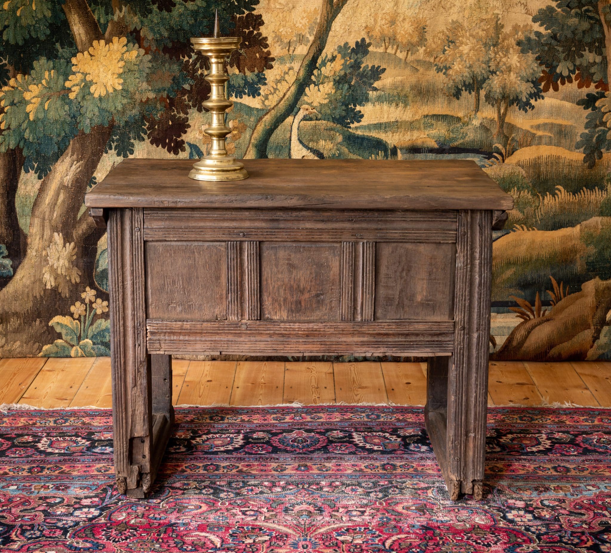 Henry VIII box table
