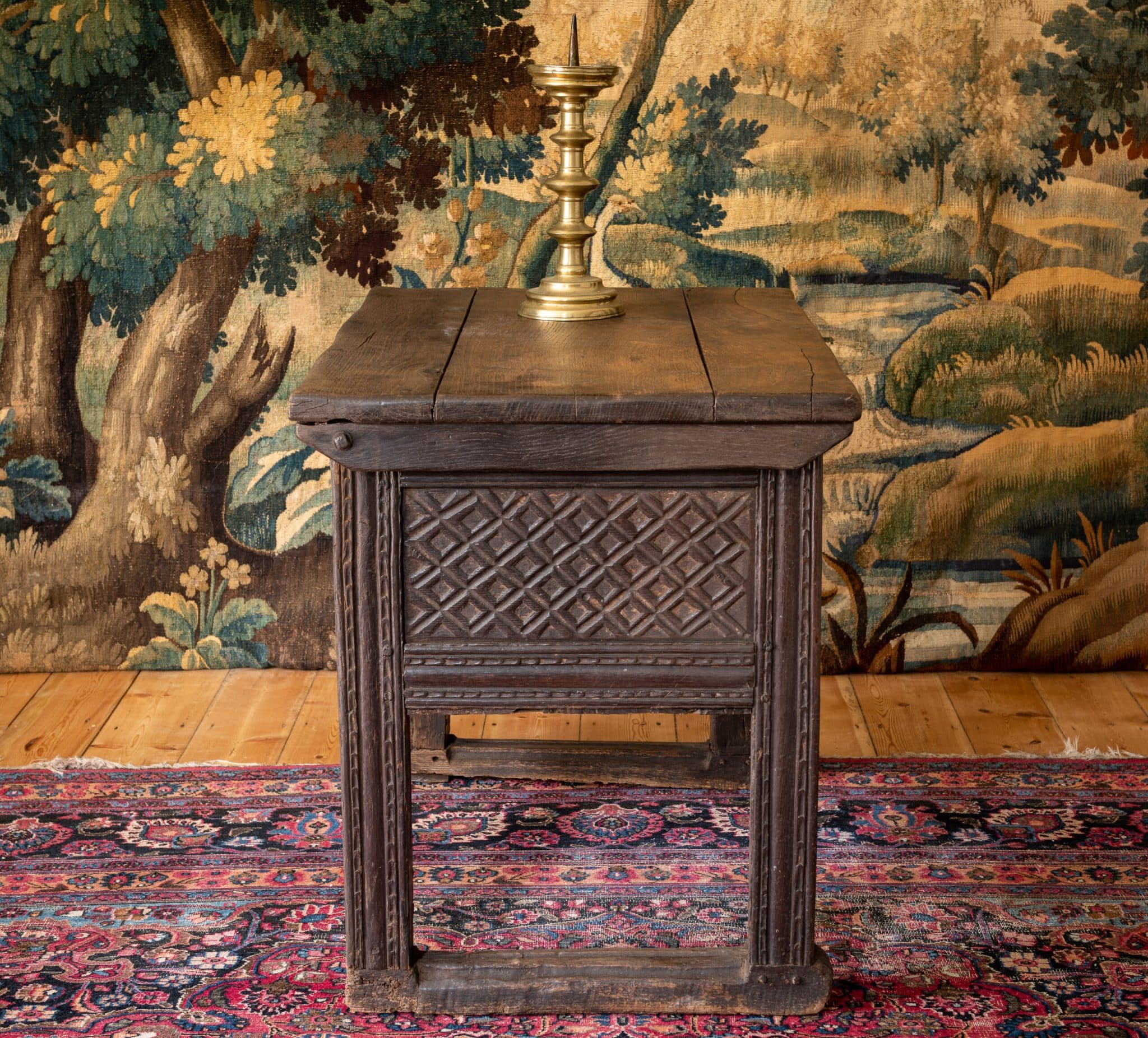 Henry VIII box table