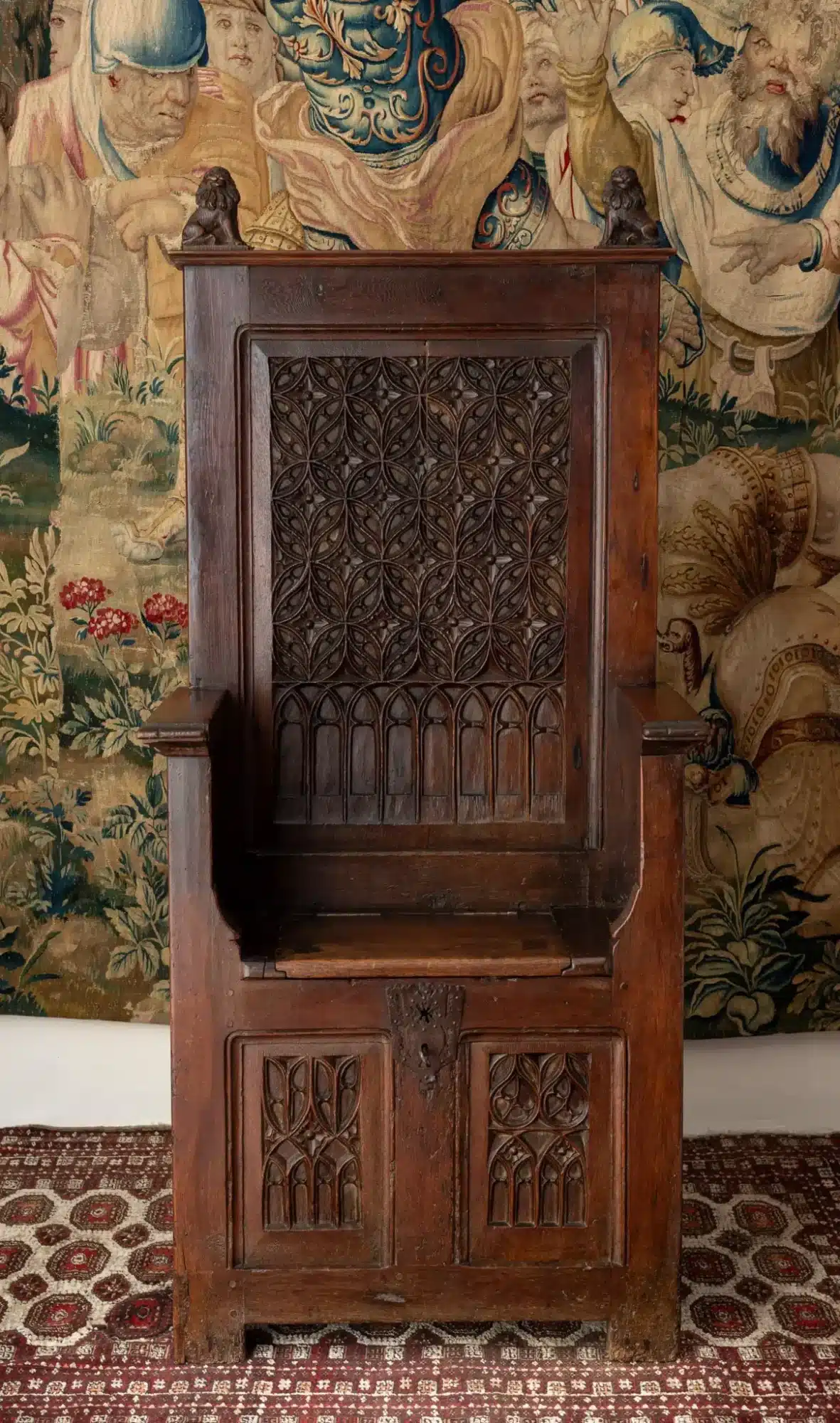Late Gothic Cathedre chair