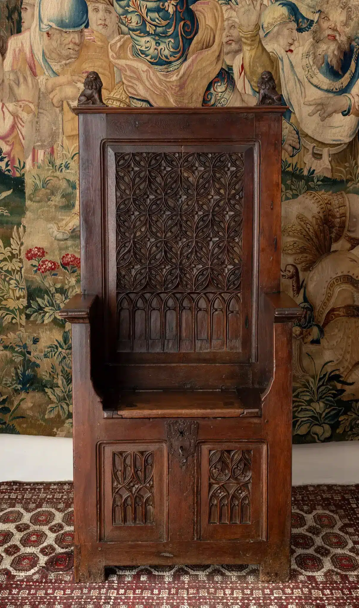 Late Gothic Cathedre chair