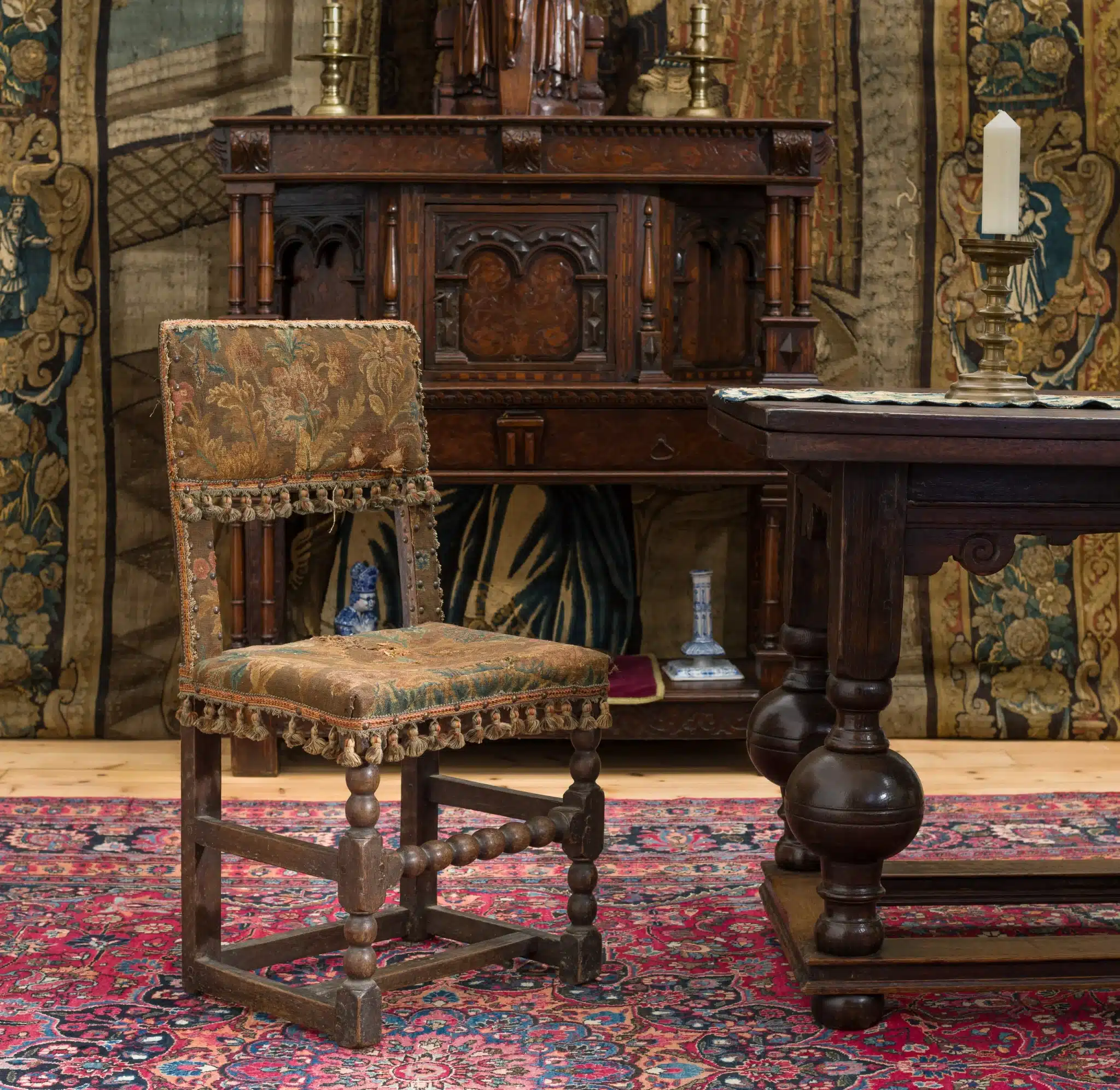 Cromwellian oak backstool
