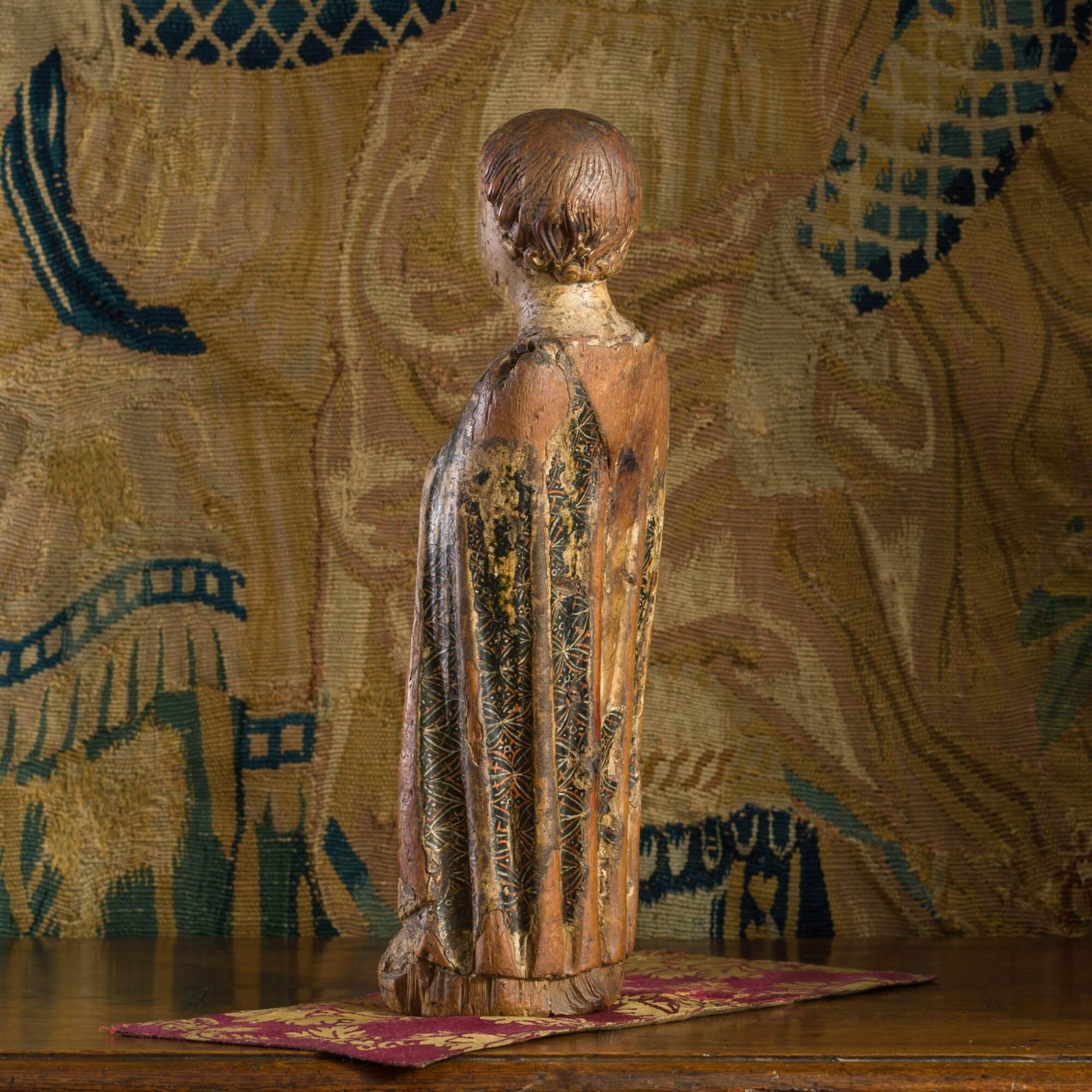 15th century walnut sculpture