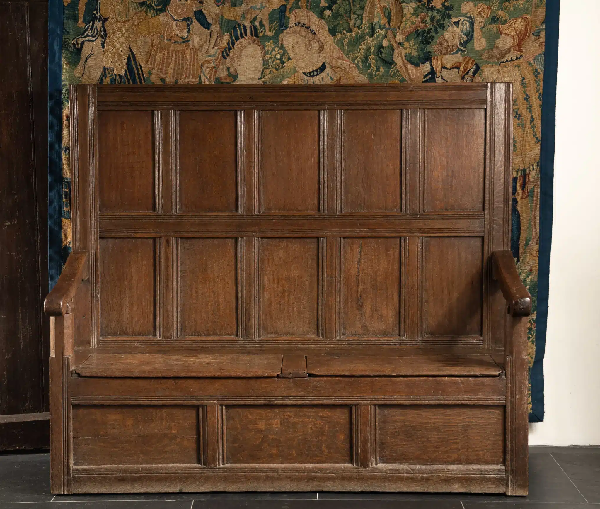 Elizabeth I joined oak settle