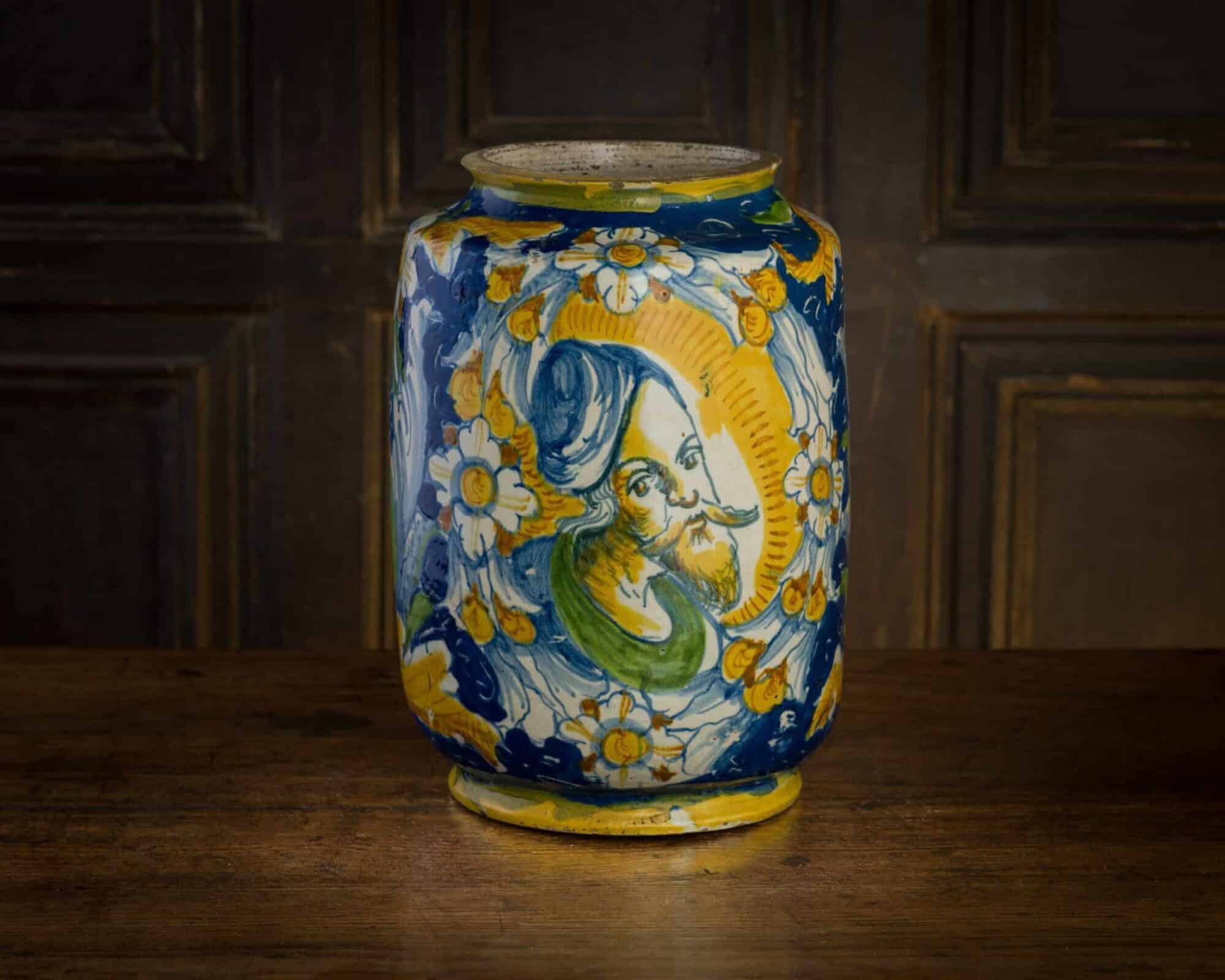 Large Renaissance Albarello drug jar