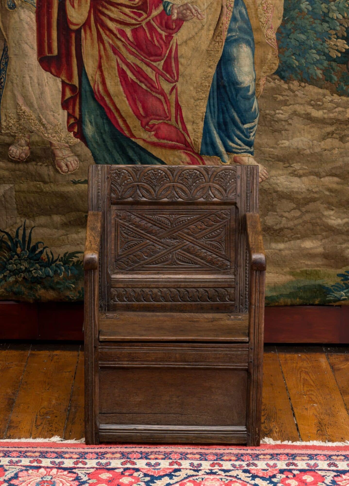 Elizabeth I oak box chair
