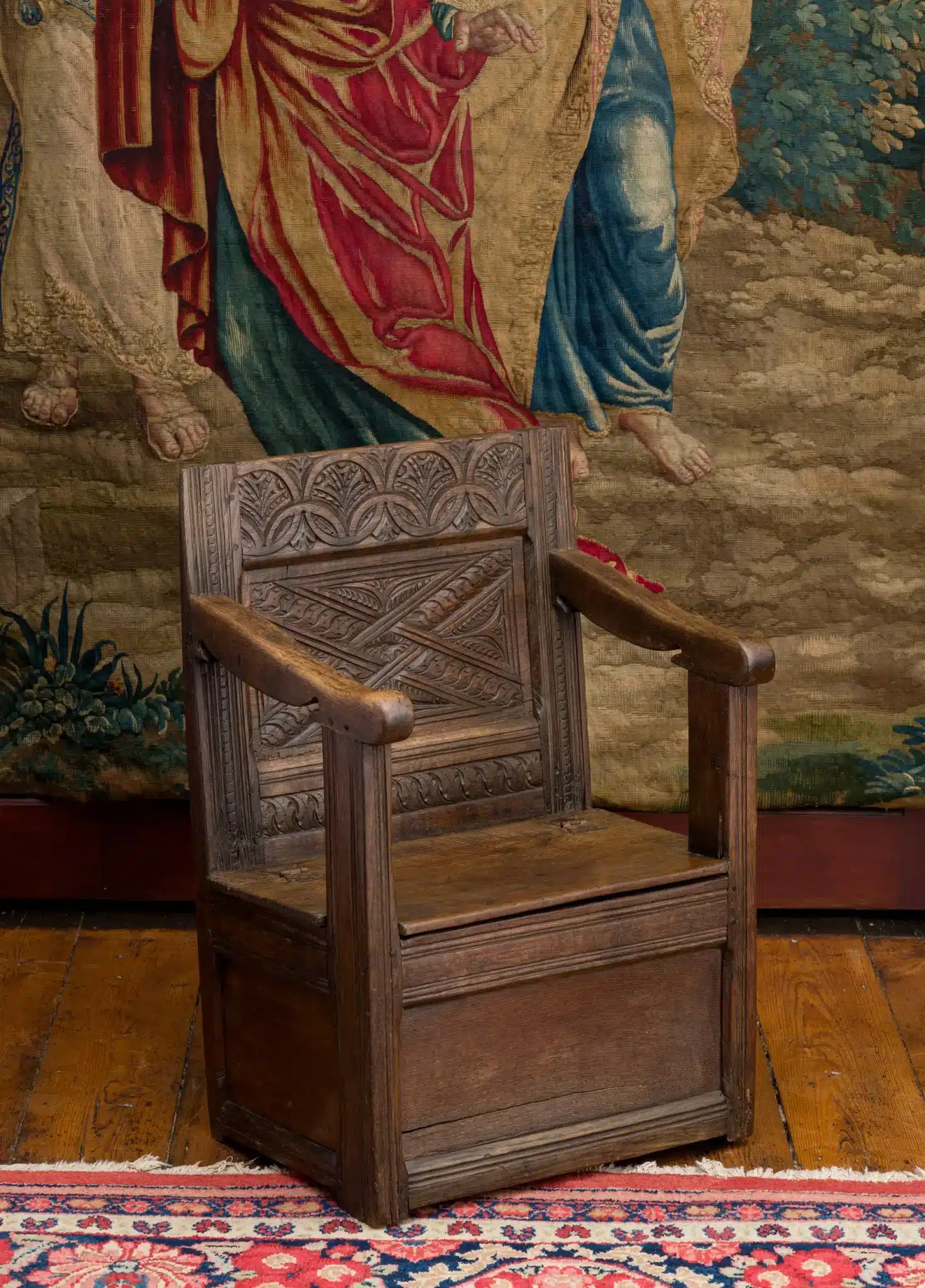Elizabeth I oak box chair