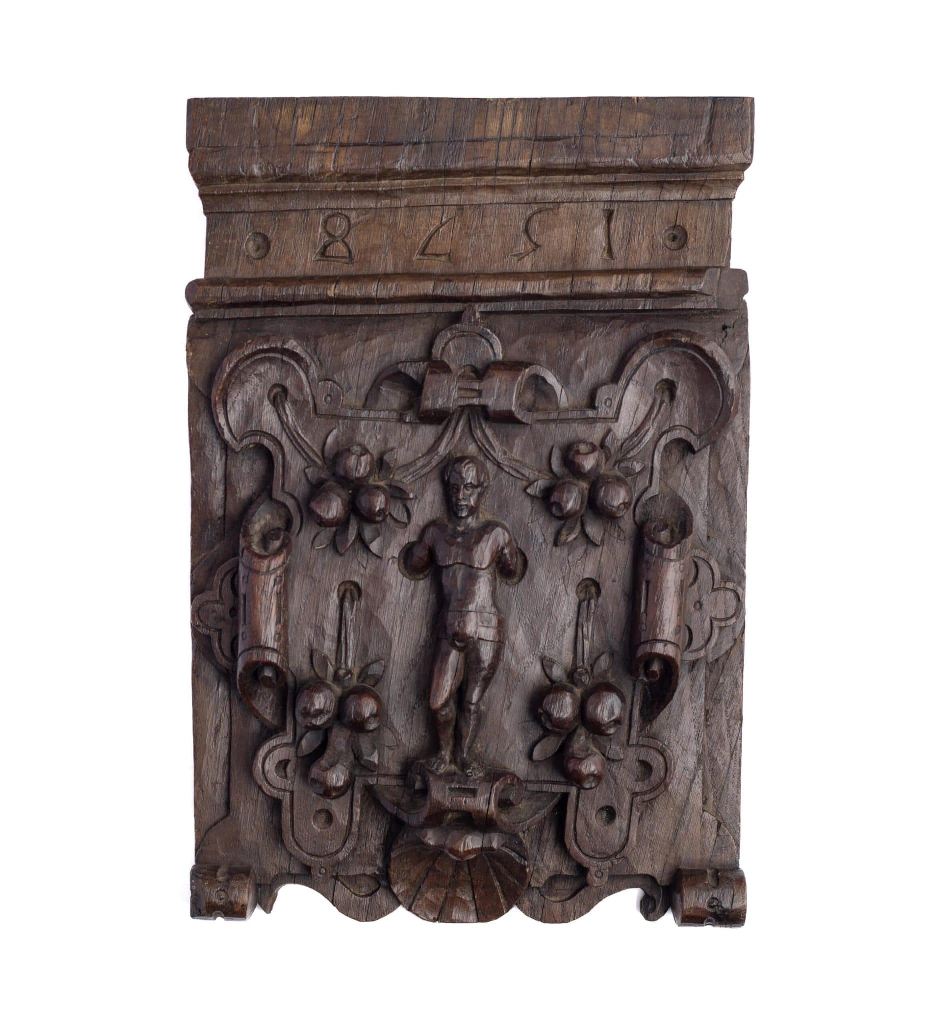 Elizabeth I Carved Oak Capitals, Dated 1578