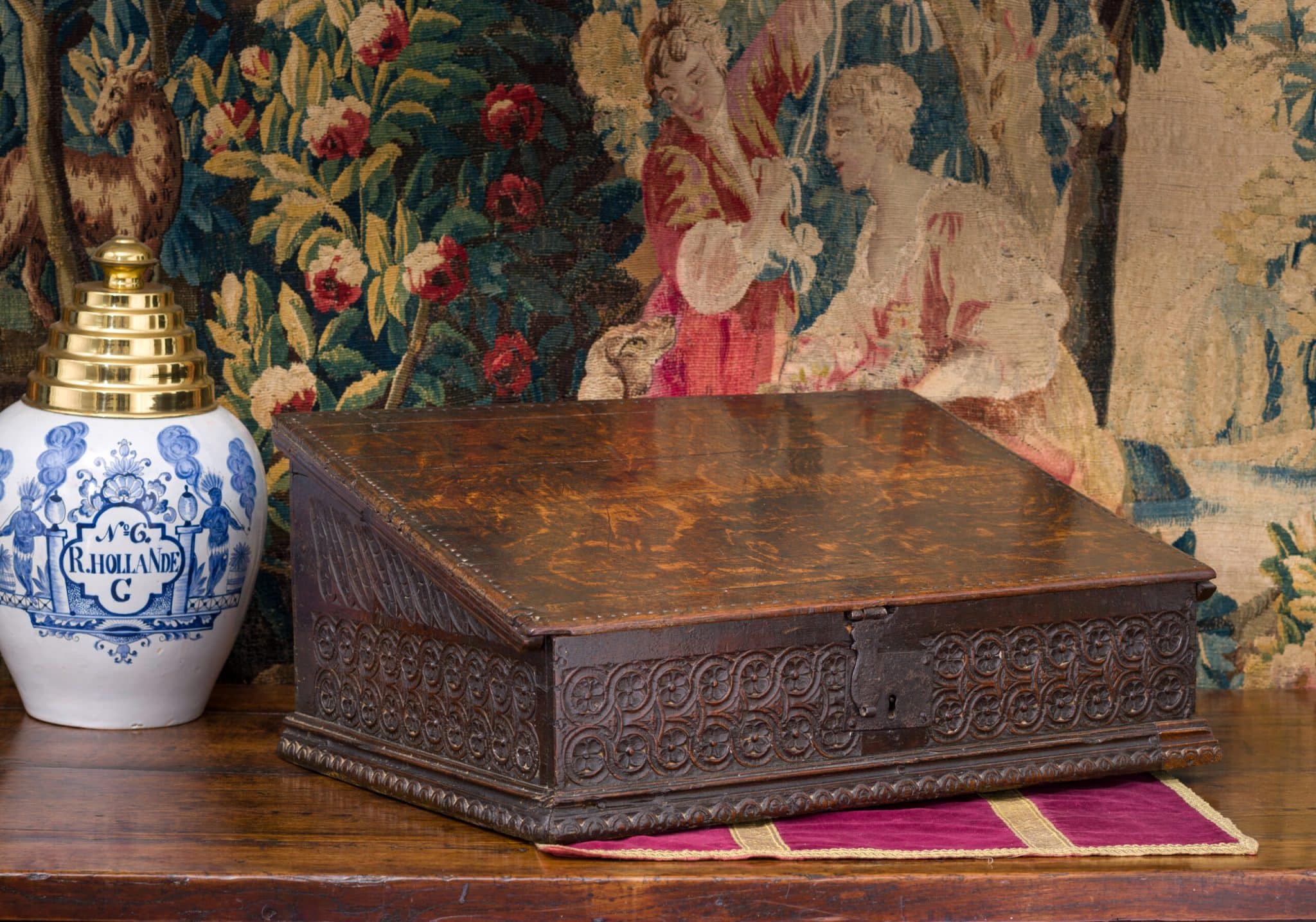 Elizabeth I desk box