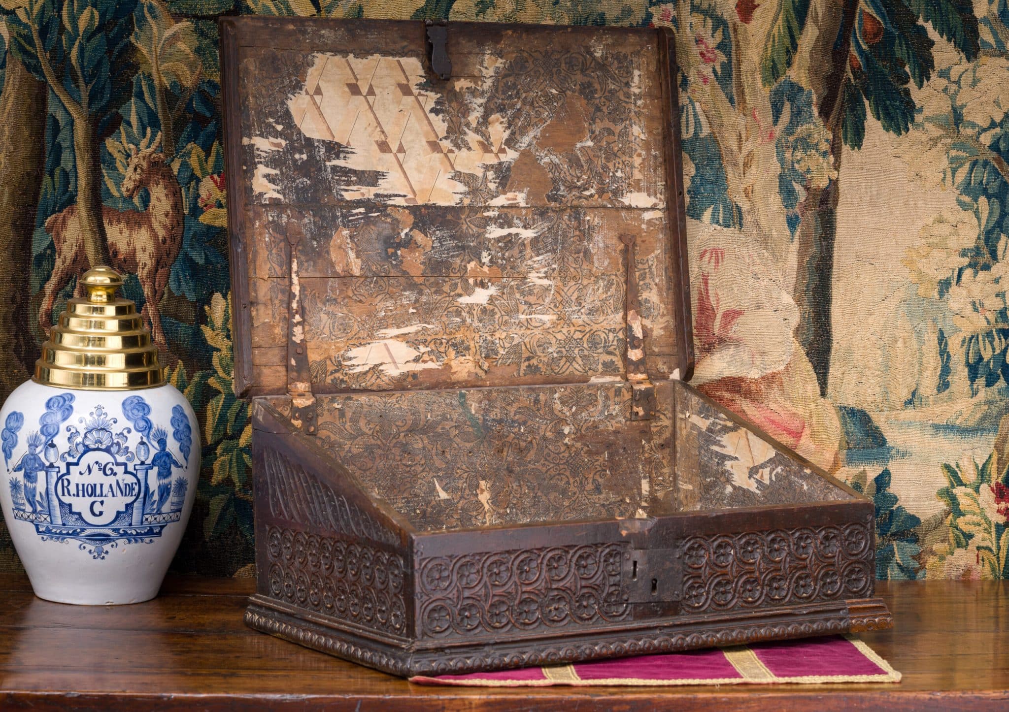 Elizabeth I desk box