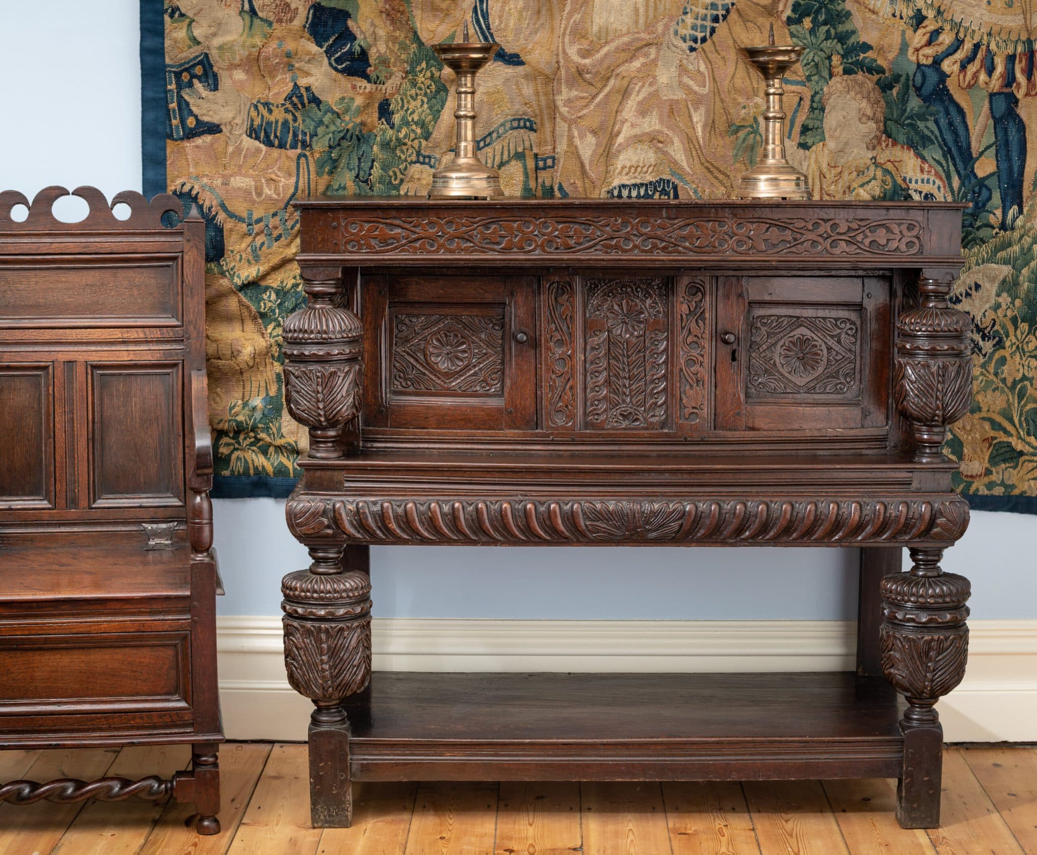 Elizabeth I livery cupboard