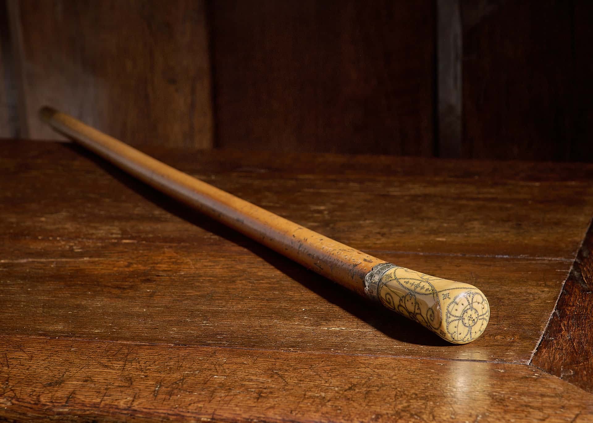 William and Mary piqué walking cane