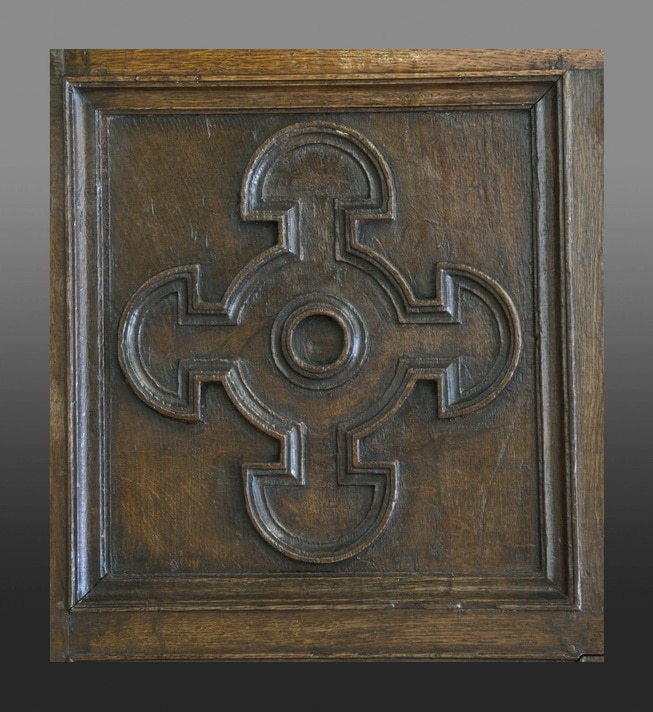 Elizabeth I joined oak cupboard