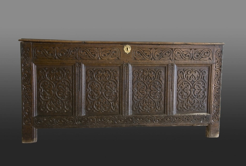 Elizabeth I joined oak chest