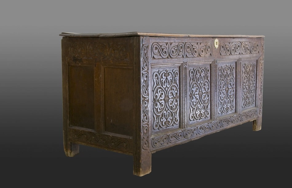 Elizabeth I joined oak chest