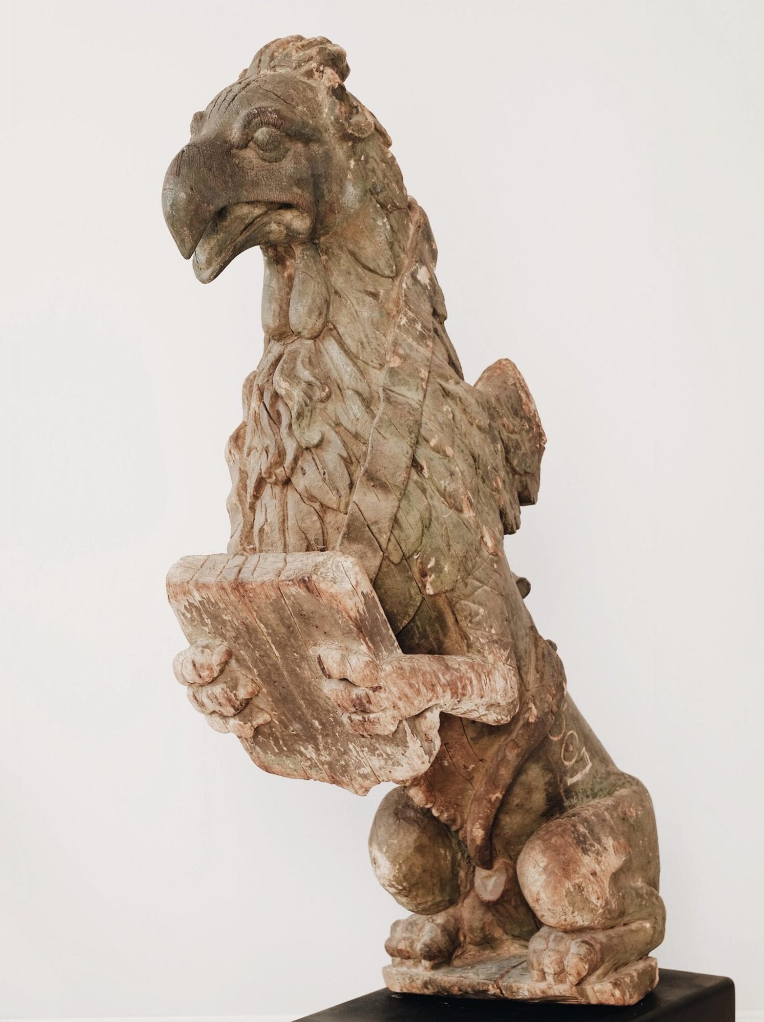 Henry VIII carved heraldic beast