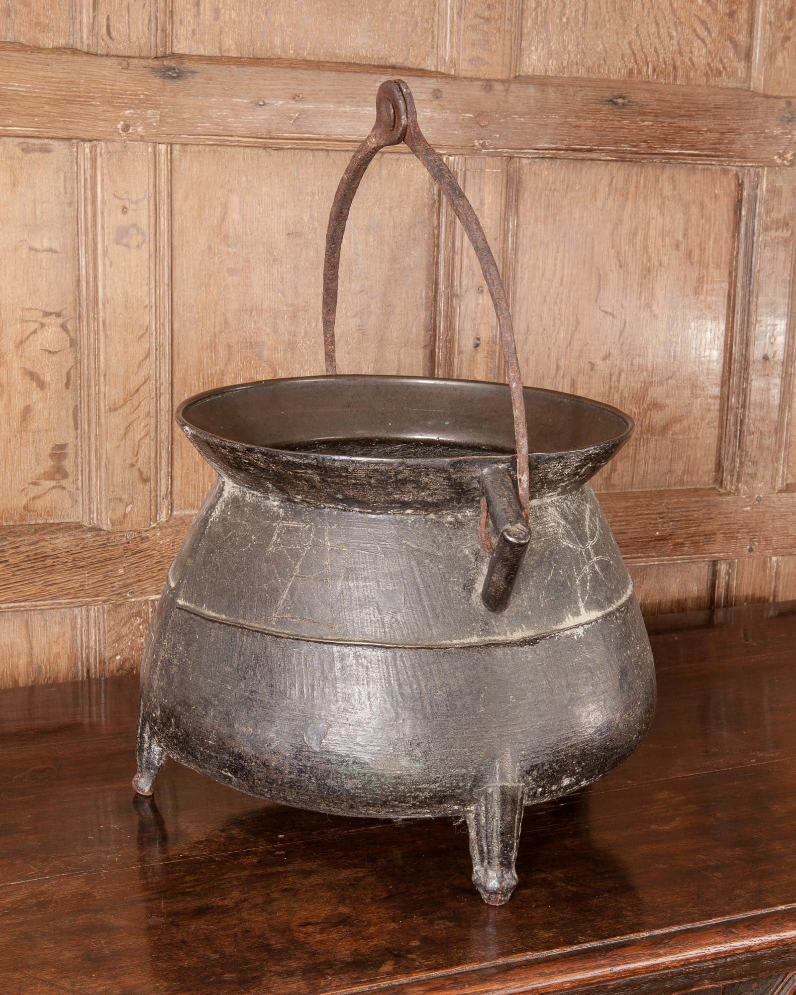 Thomas Sturton I, bronze cauldron