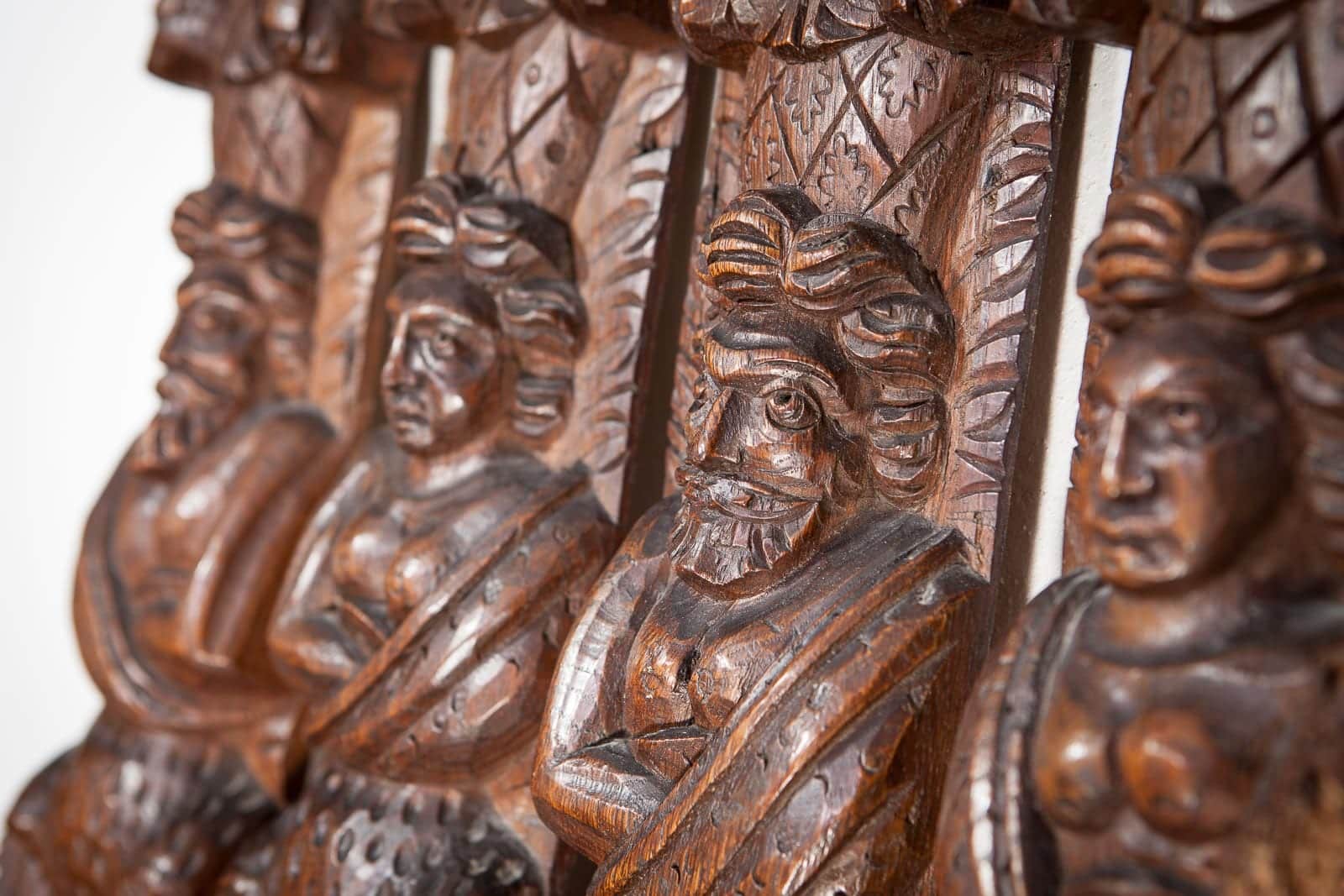 Elizabeth I oak carved figures