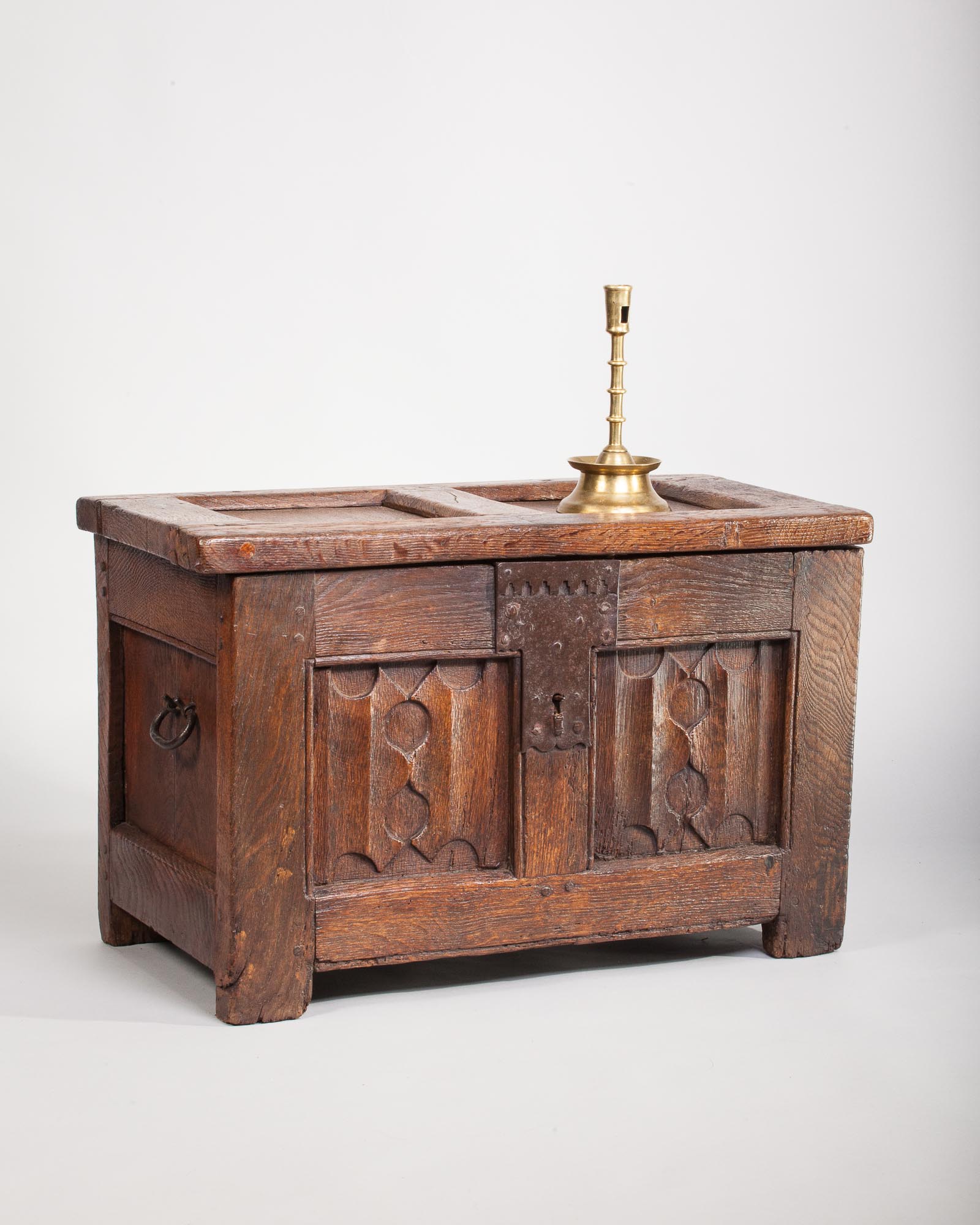 Late Gothic linenfold chest