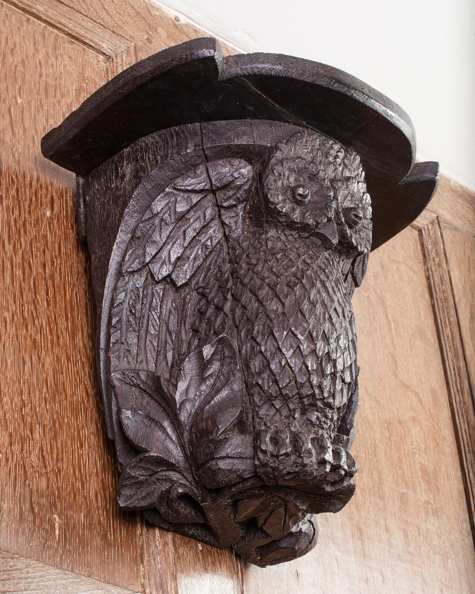 English 16th century Owl corbel