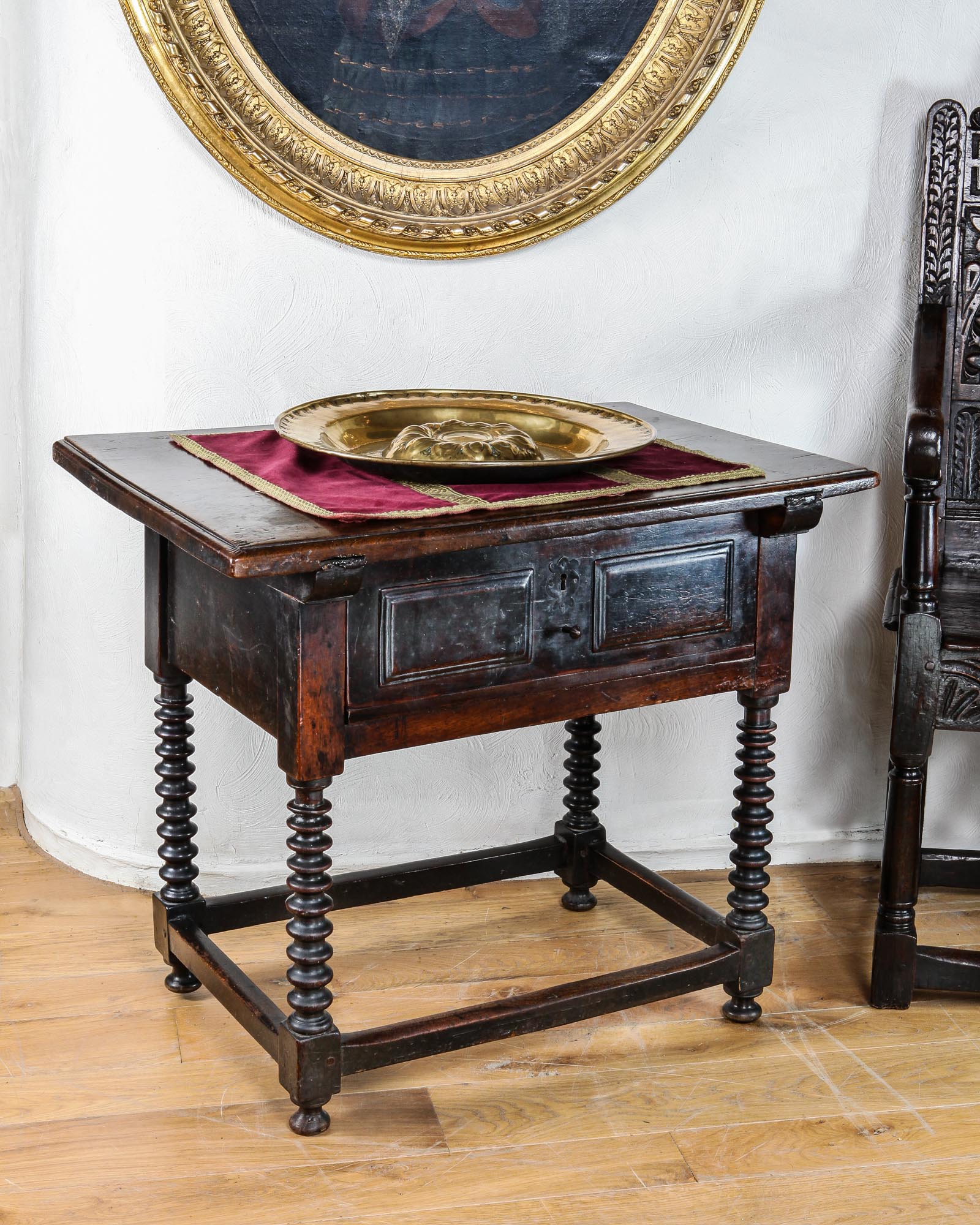 17th century Spanish walnut table