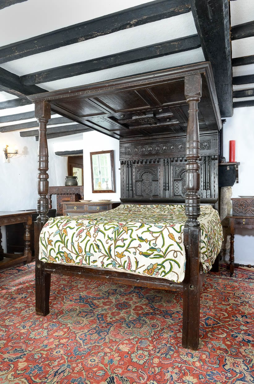 James I oak tester bed