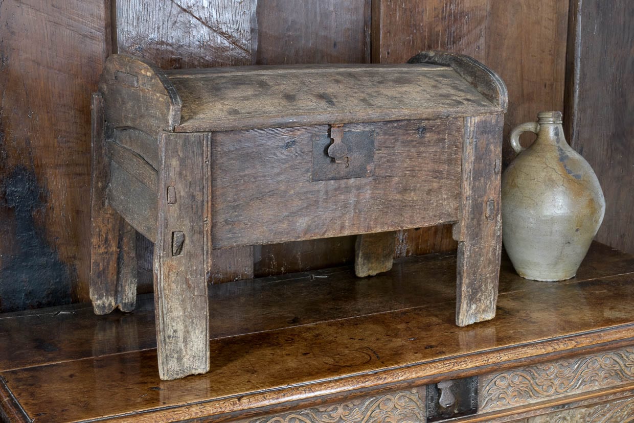 16th century oak riven ark