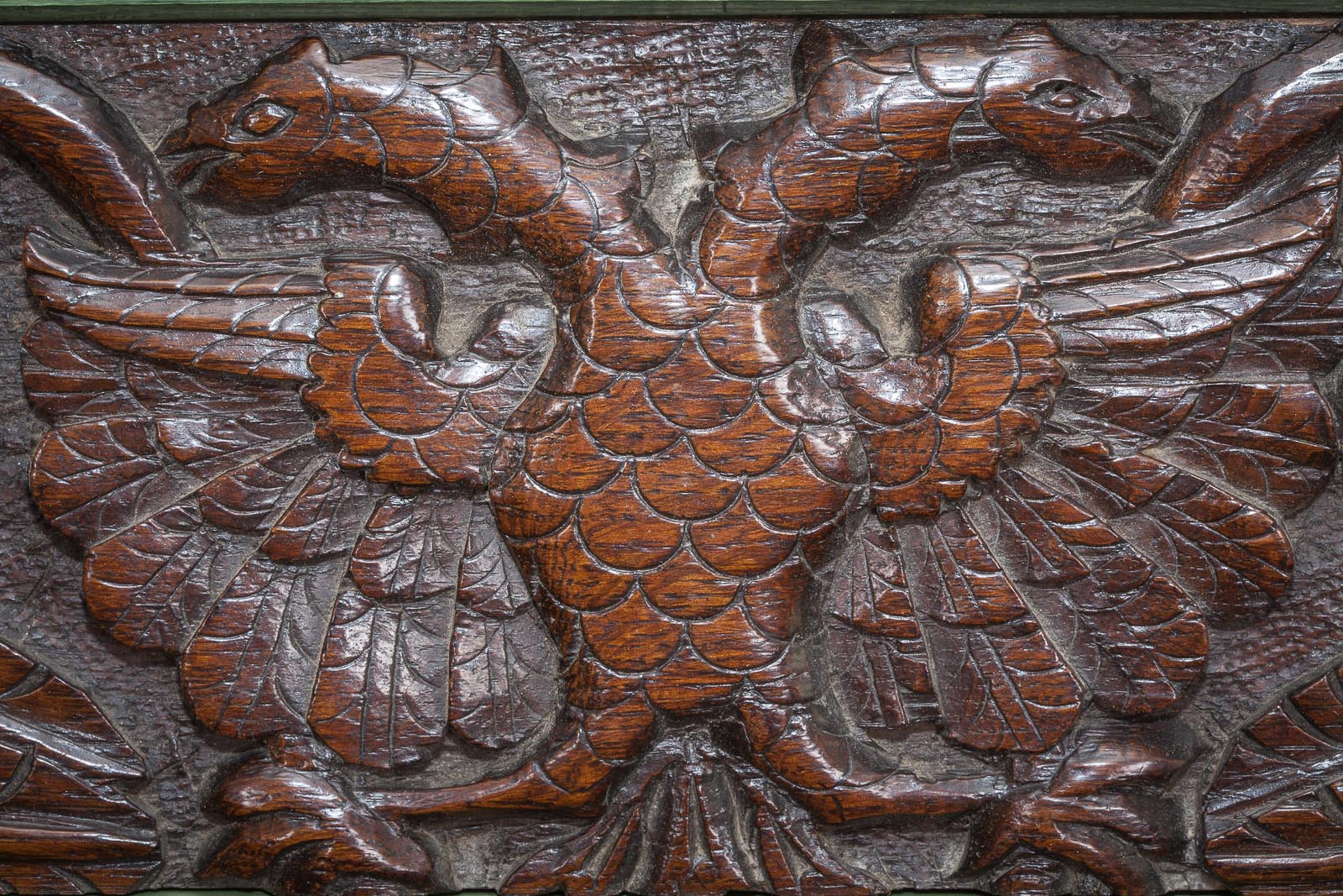 Elizabeth I oak carved panel